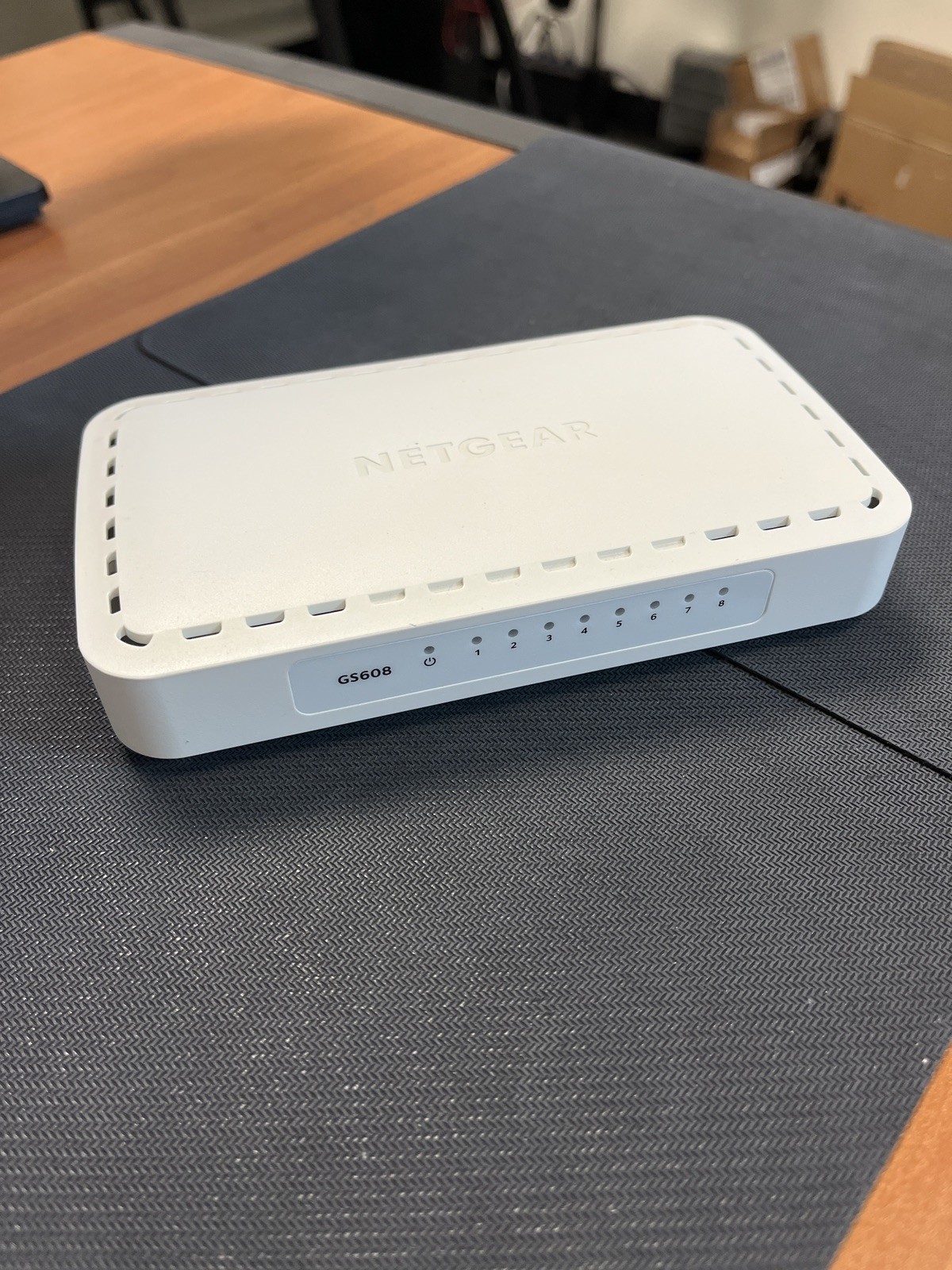 NETGEAR GS608 v4 8-Port Gigabit Ethernet Switch Tested Working