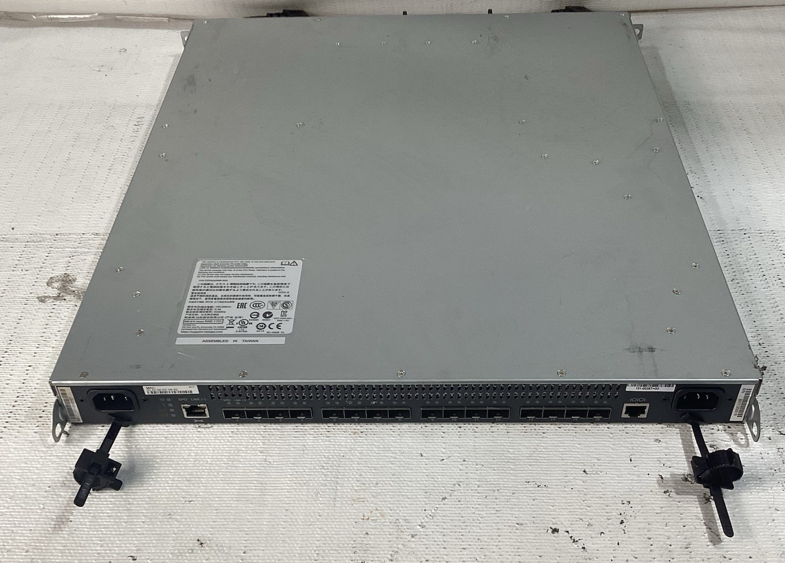 NetApp NAE-1101 16-Port 10G SFP+ Cluster-Mode Switch