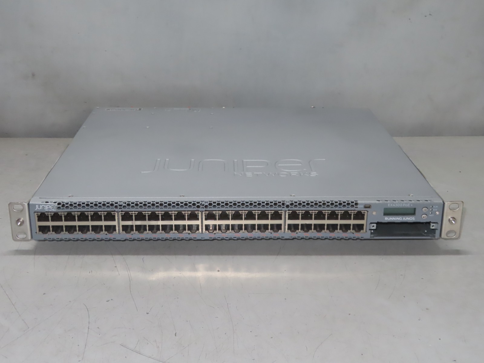 Juniper EX4300-48P Switch dual PS dual fan ** NO POWER CORD **