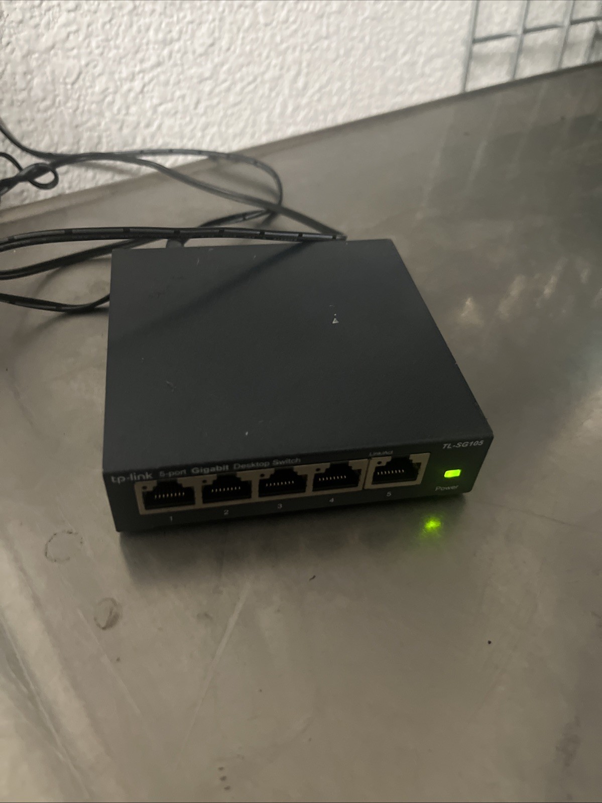 TP-LINK Technologies TP-Link (TL-SG105) 4-Ports External Switch