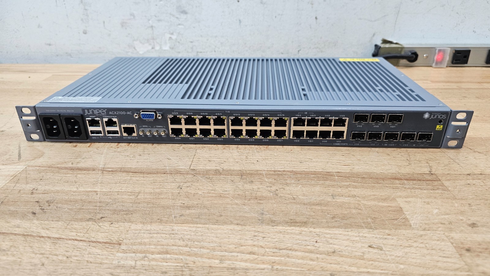 Juniper Networks ACX2100-AC 1U Gigabit Ethernet AC Powered Router USED