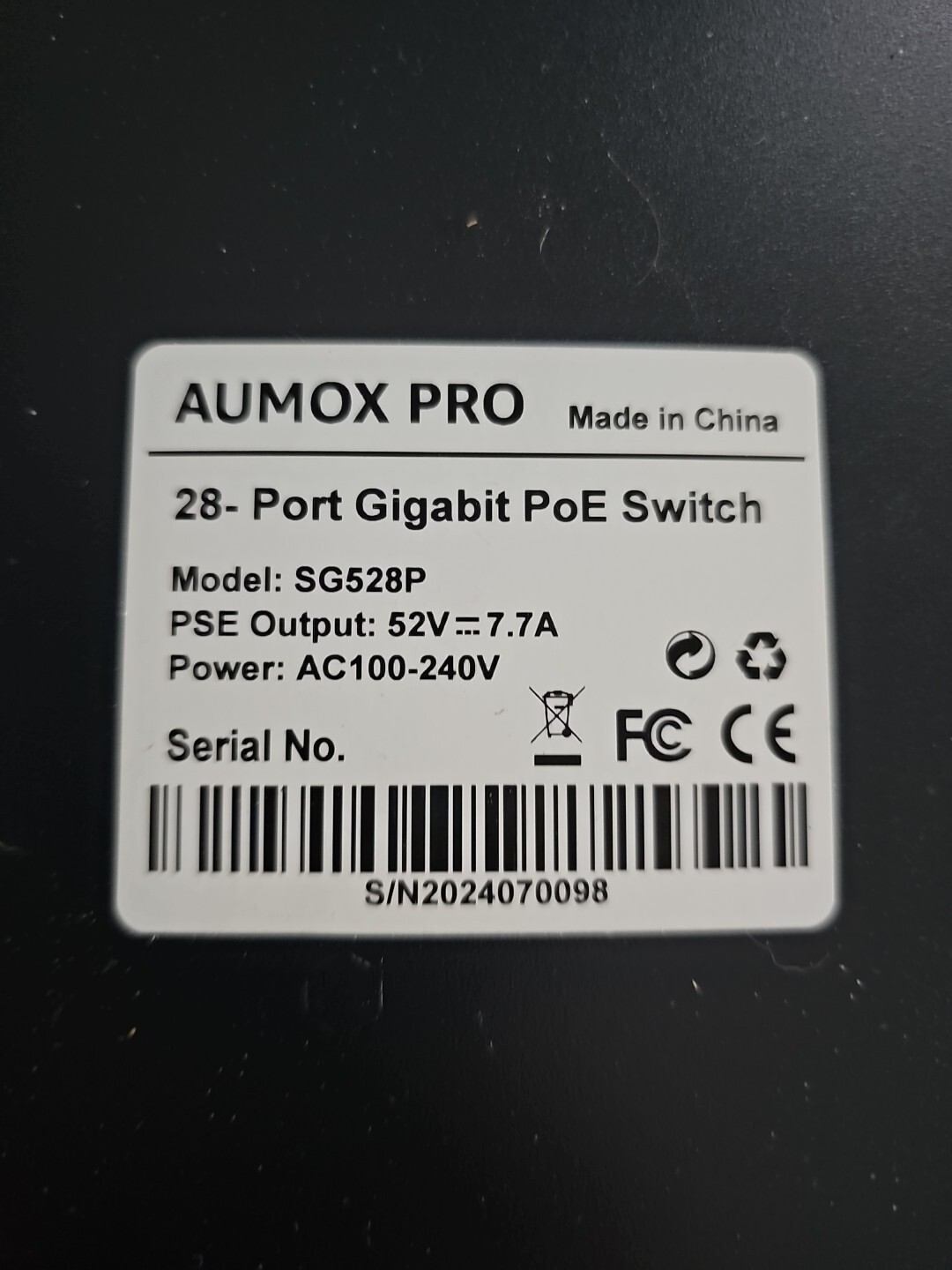 AUMOX 28 Port Gigabit PoE Switch 400W, with 24 Port PoE and 2 Uplink Port SG528P