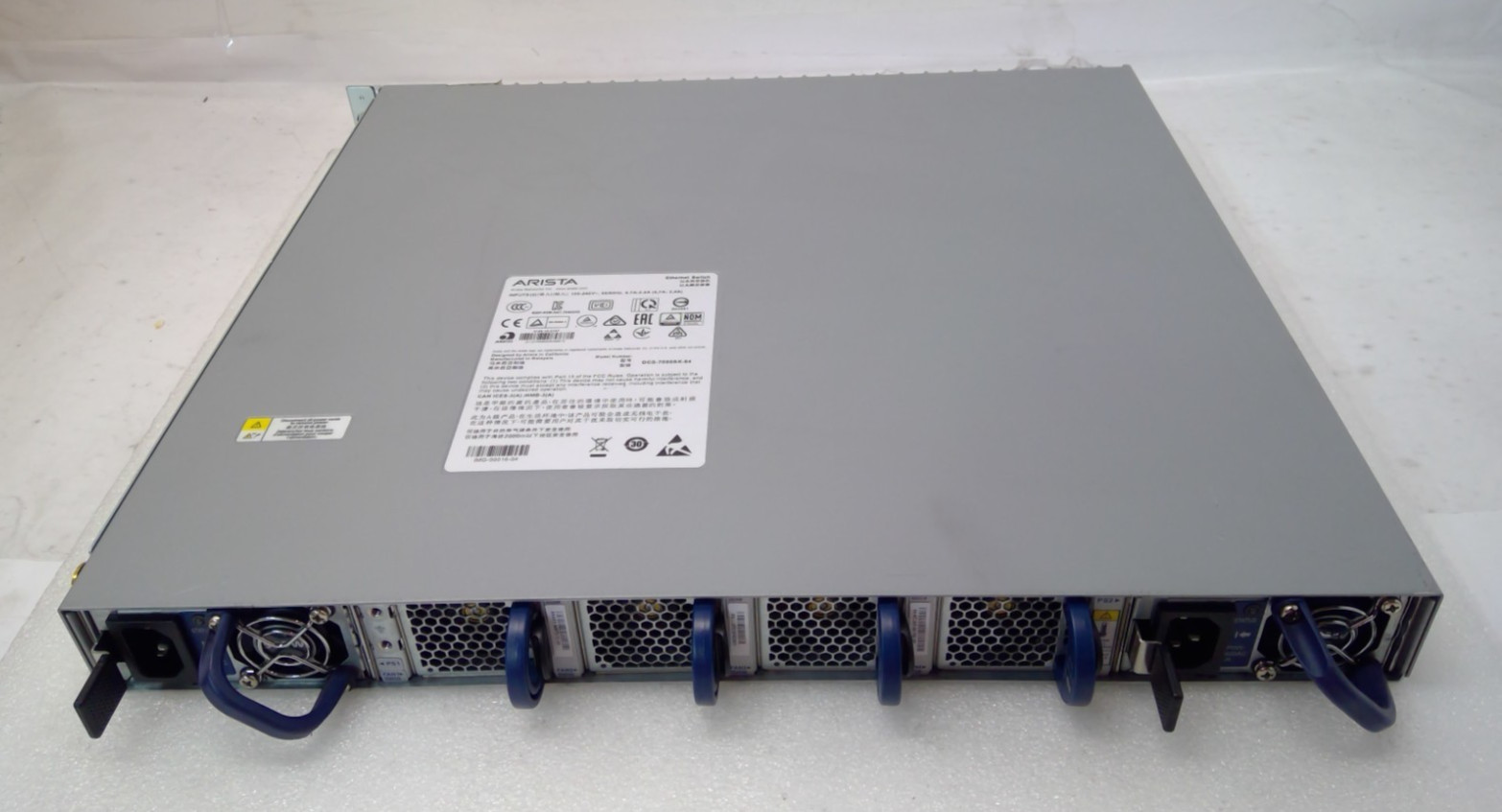 Arista DCS-7050SX-64-R 48x10G-SFP+ 4x40G-QSFP Port Network Switch