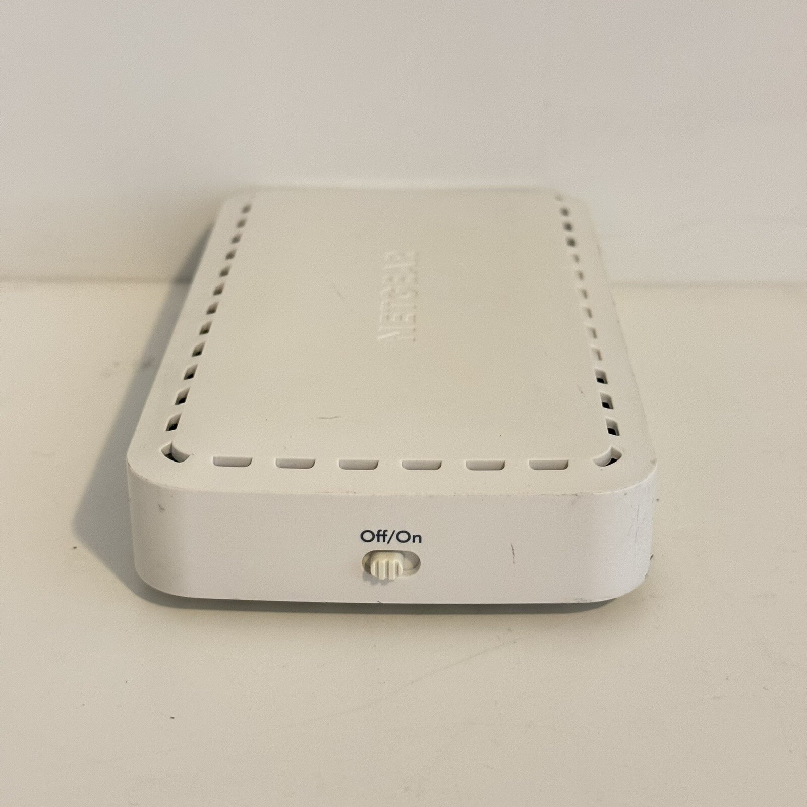 Netgear 8-Port Gigabit Ethernet Switch GS608v4 w/ Power Supply
