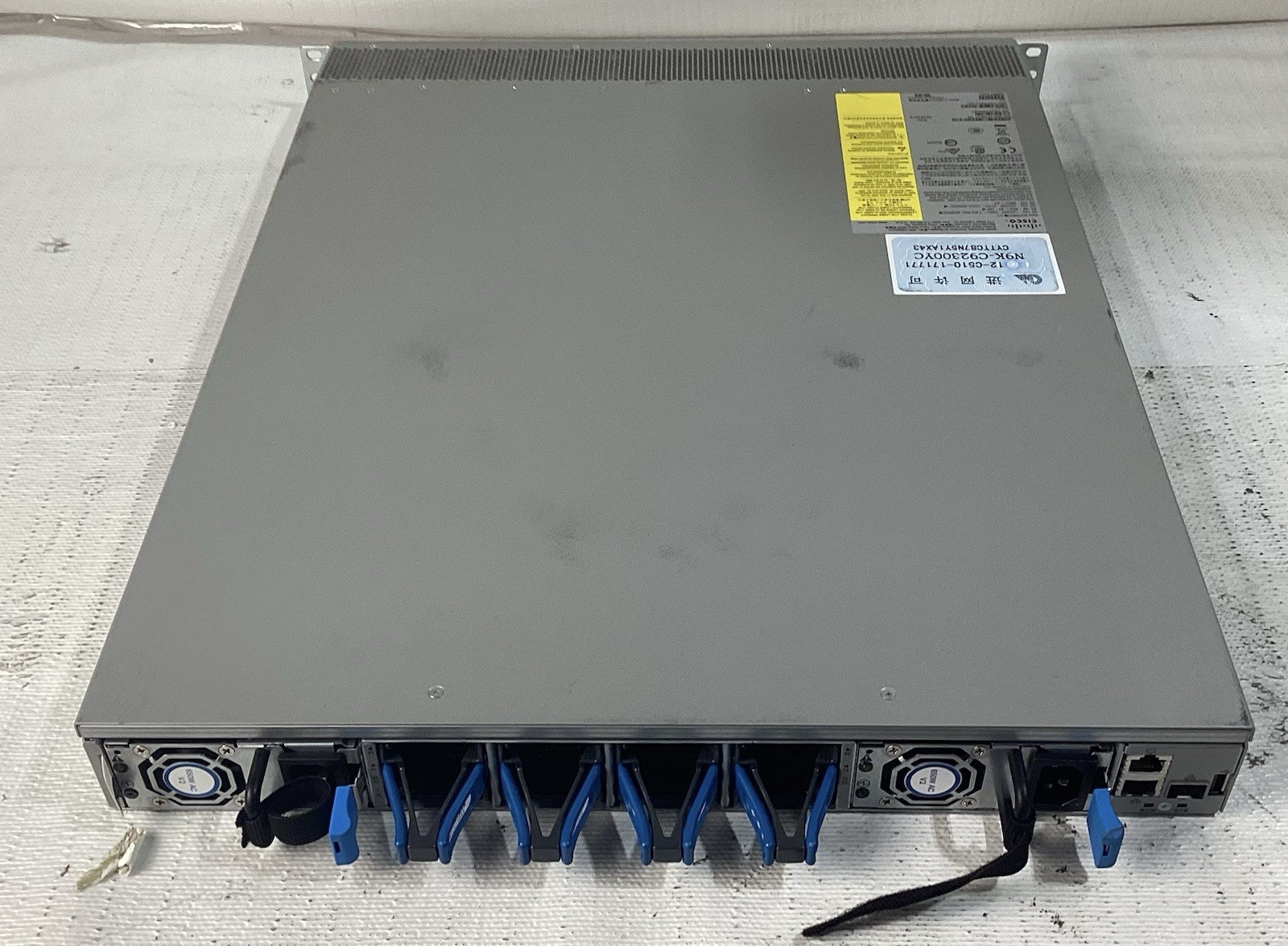 Cisco Nexus N9K-C92300YC 9200 48-Port 10/25 Gbps Network Switch See Pics