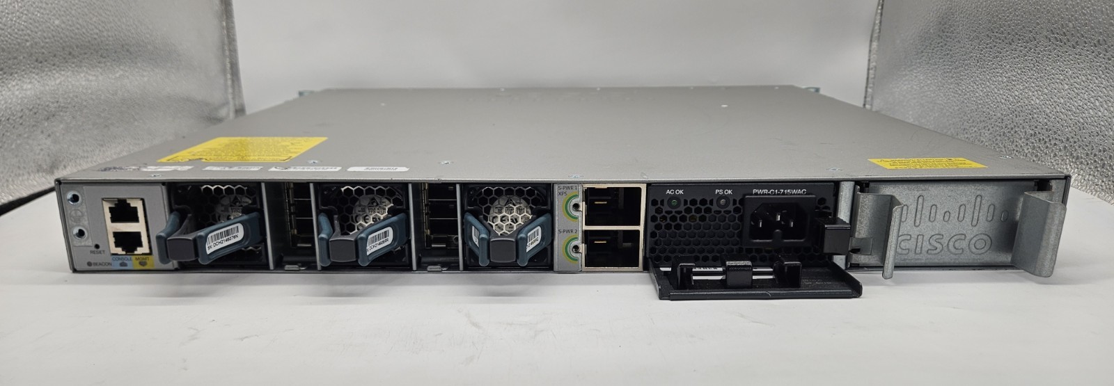 Cisco Catalyst 3850 24-Port 10Gb SFP+ Network Switch WS-C3850-24XS-E