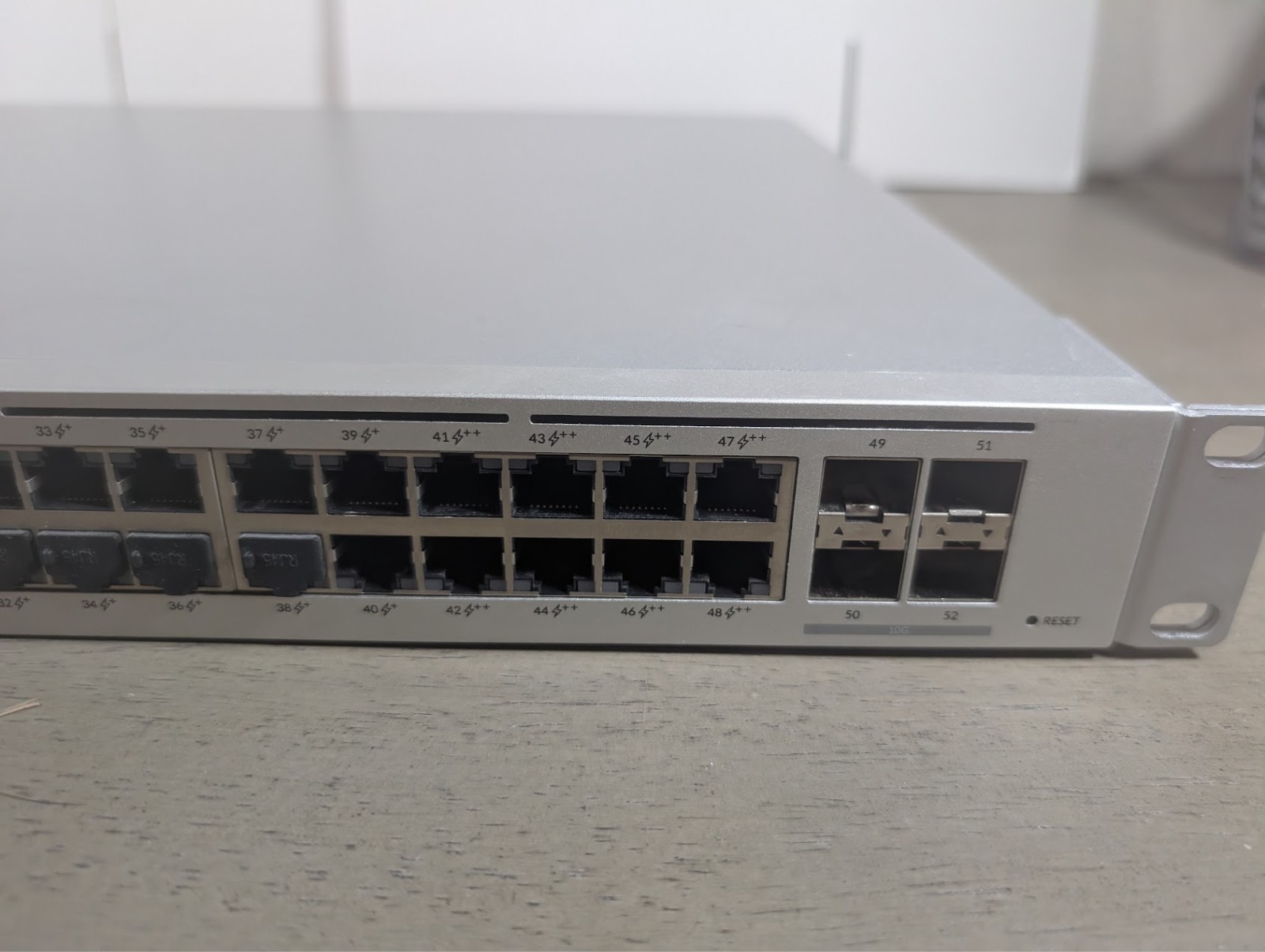 Ubiquiti UniFi USW-Pro-48-PoE Gen2 48-Port Managed Switch 600W PoE++ 4x SFP+