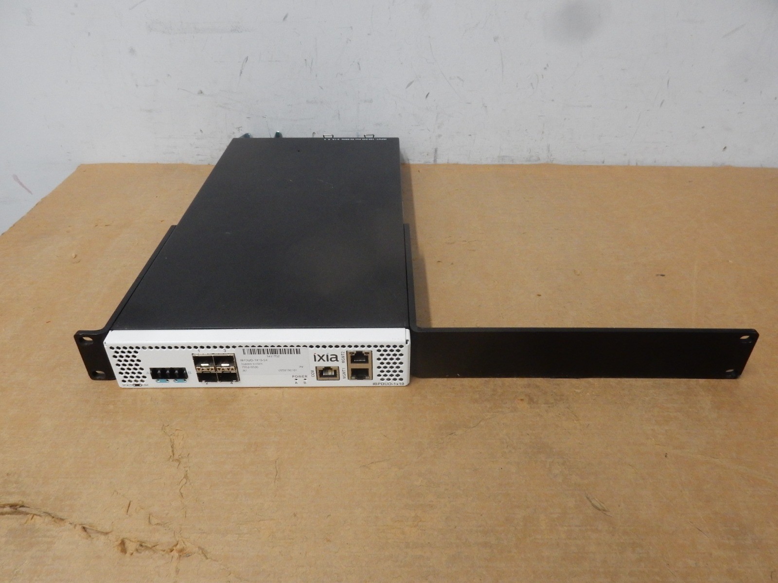 IXIA IBPDUO-1X10-SR Bypass Switch – Unit Only