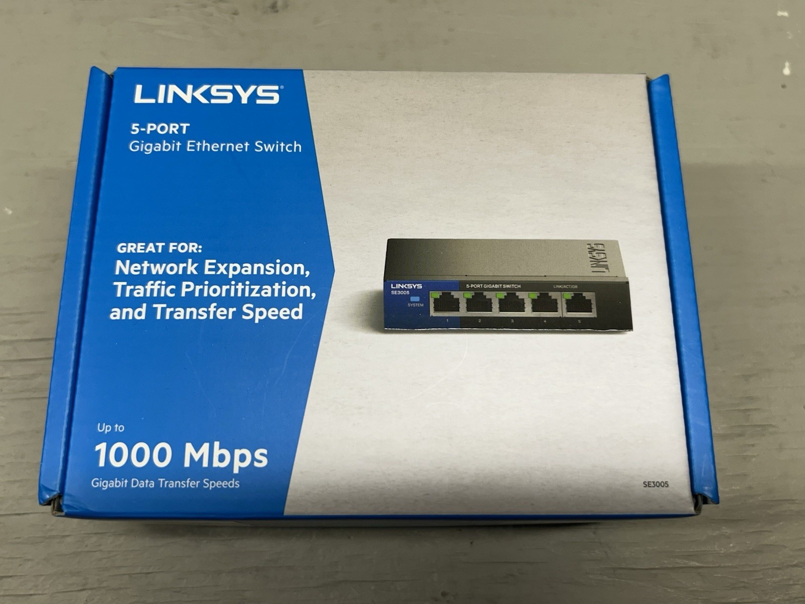 LINKSYS LGS105V2 5-Port Gigabit Switch with Power Cord 10/100/1000 Mbps 10 Gbps