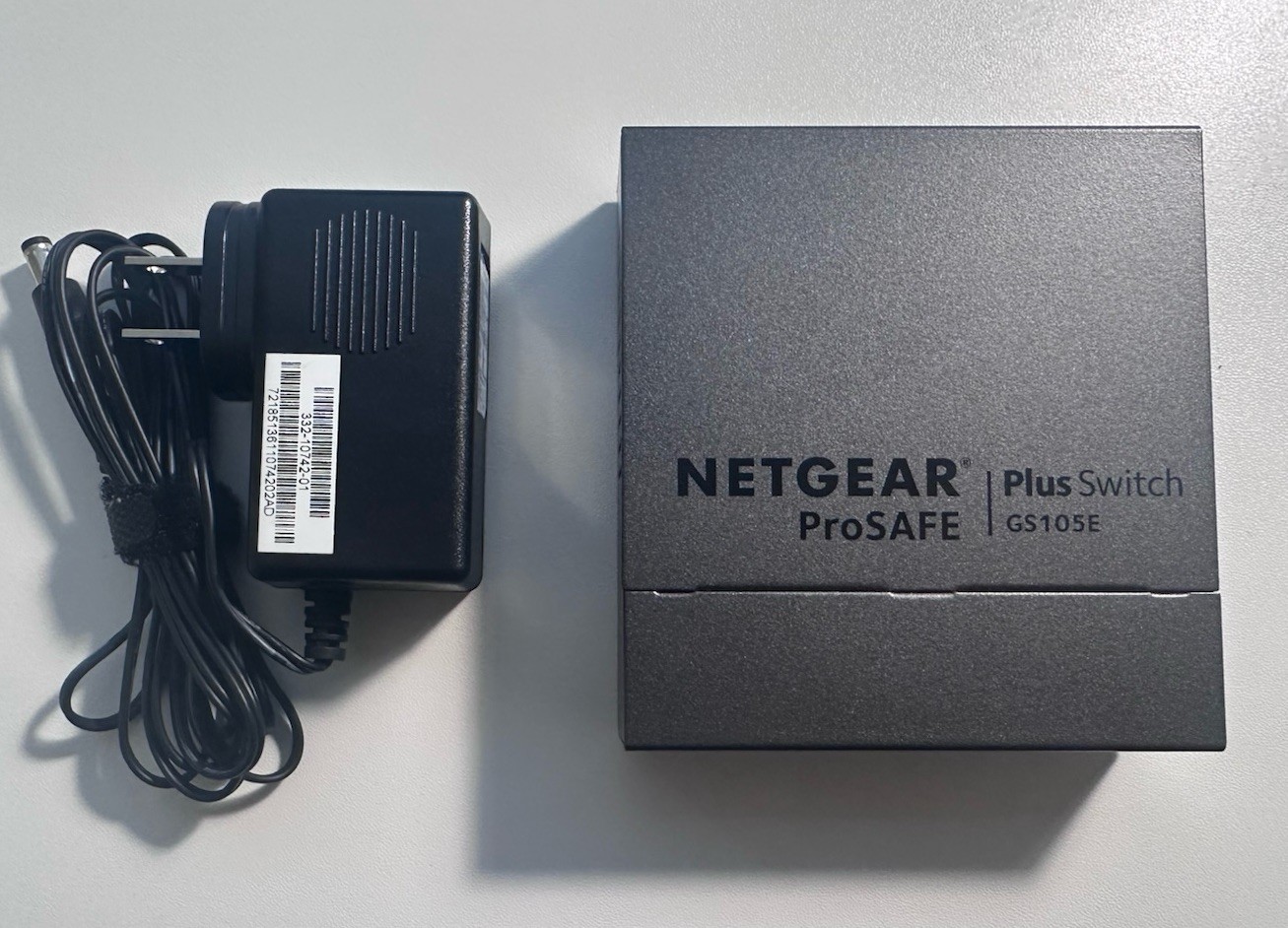 Netgear Prosafe Plus 5 Gigabit Ports External Ethernet Switch GS105Ev2