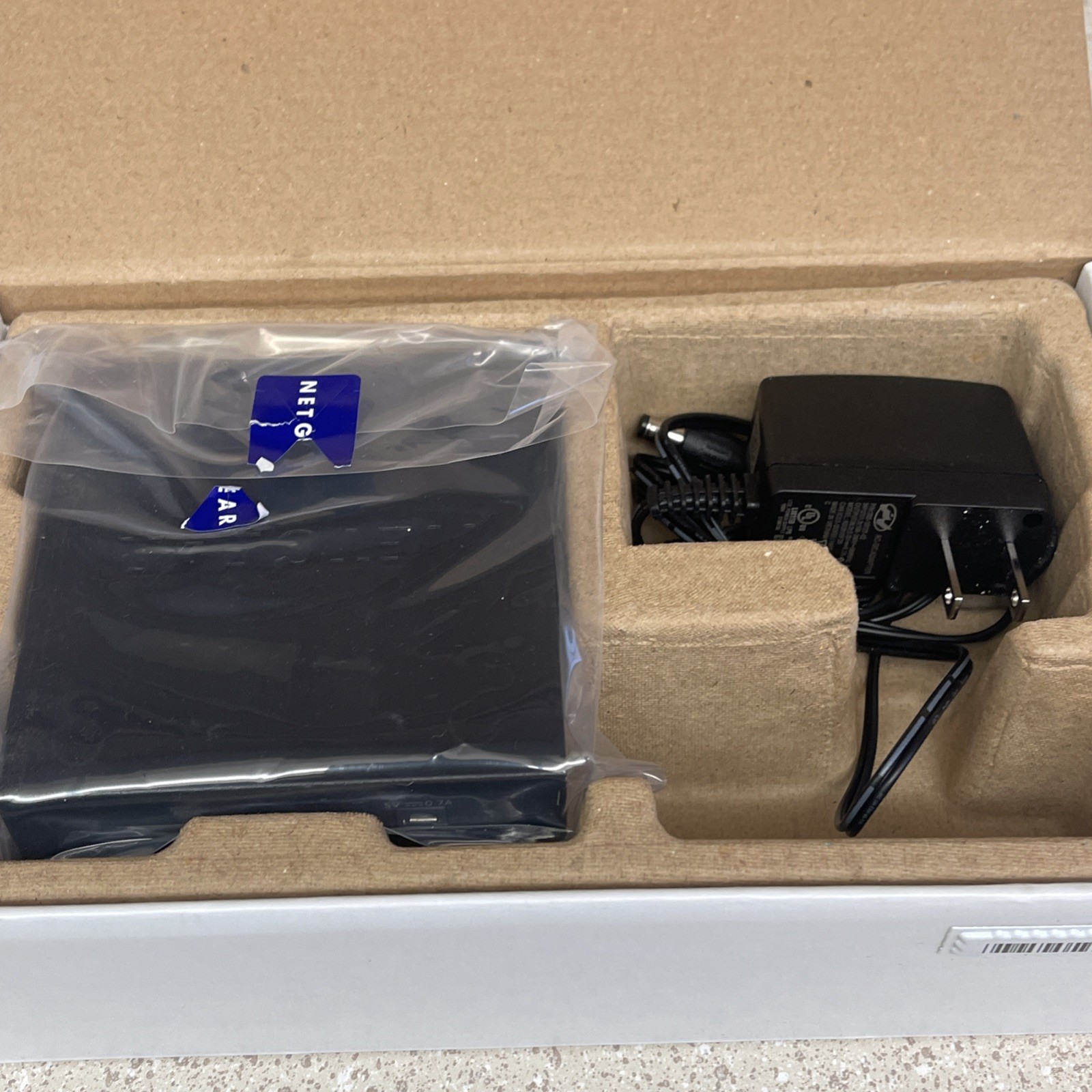 NETGEAR GS305-300PAS 5 PORT GIGABIT ETHERNET UNMANAGED SWITCH