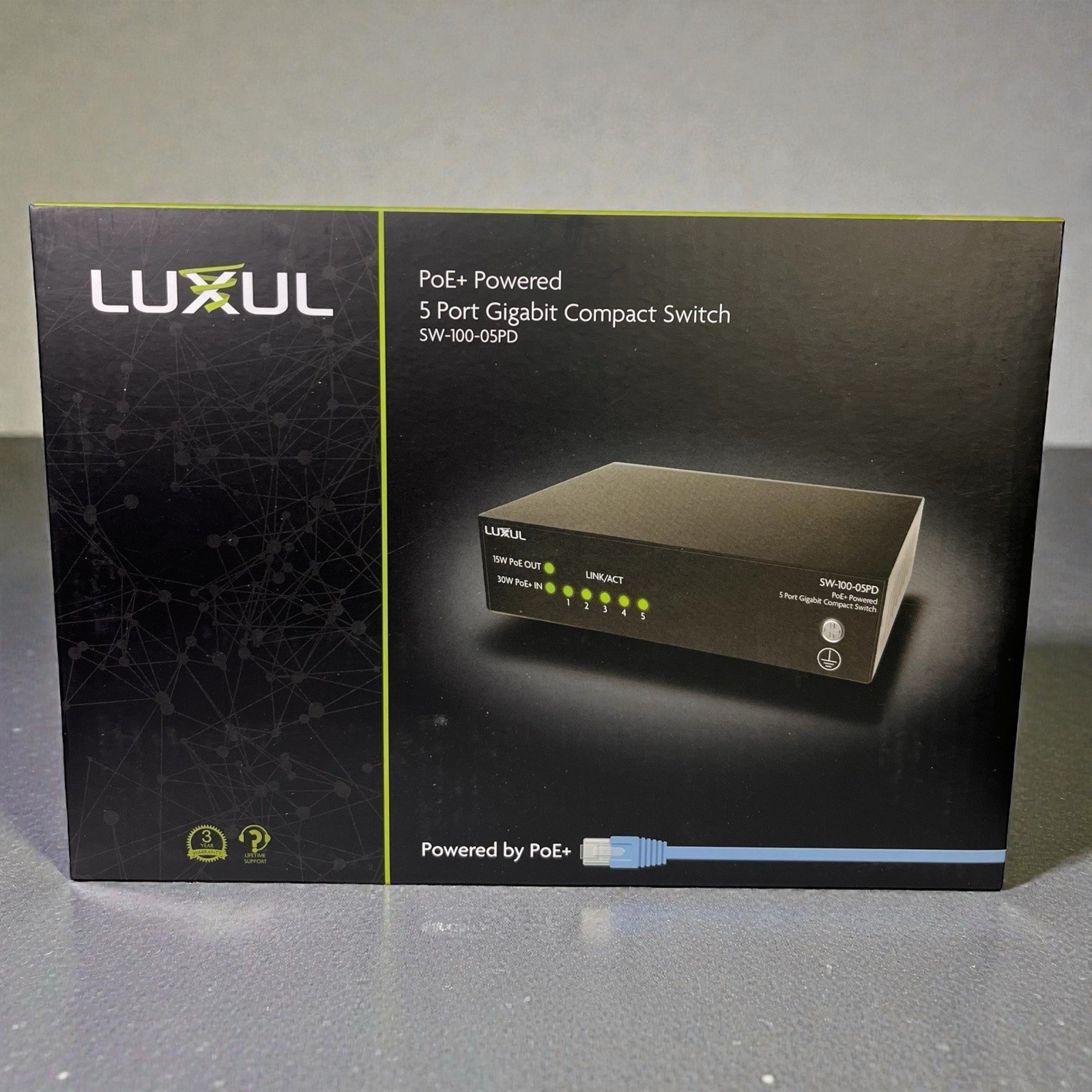 NIB Luxul PoE+ Powered 5 Port Gigabit Compact Switch SW-100-05PD Black