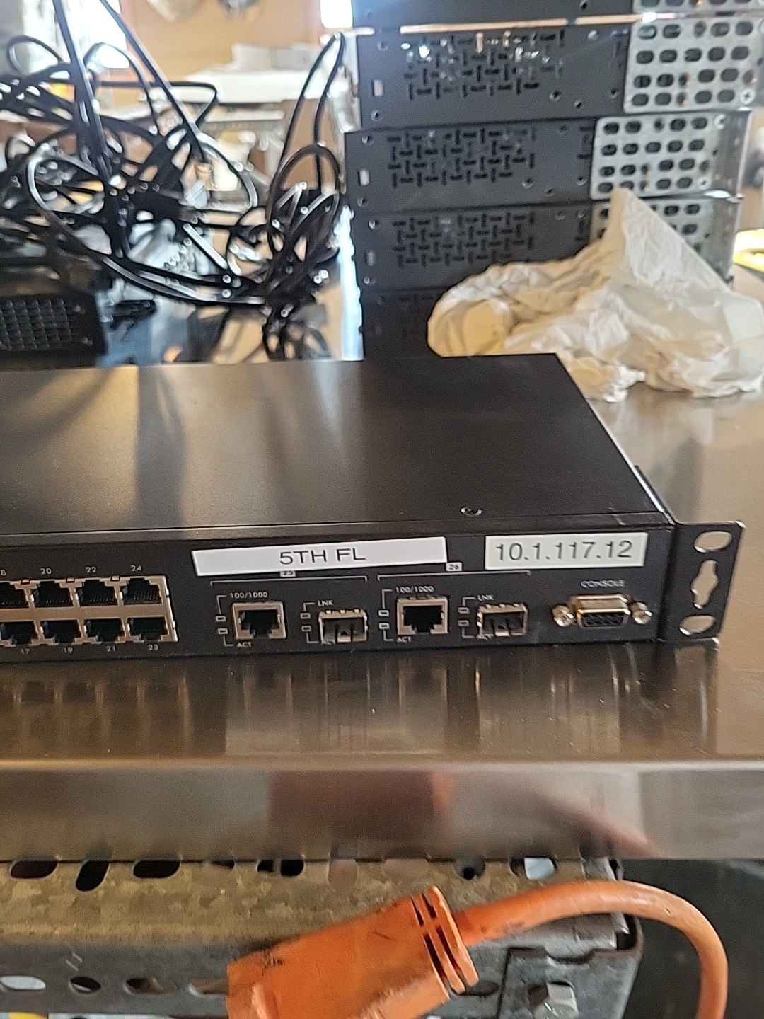 ZyXEL Dimension ES-2024 24-Ports External Switch Comes W/Power Adapter FAST SHIP