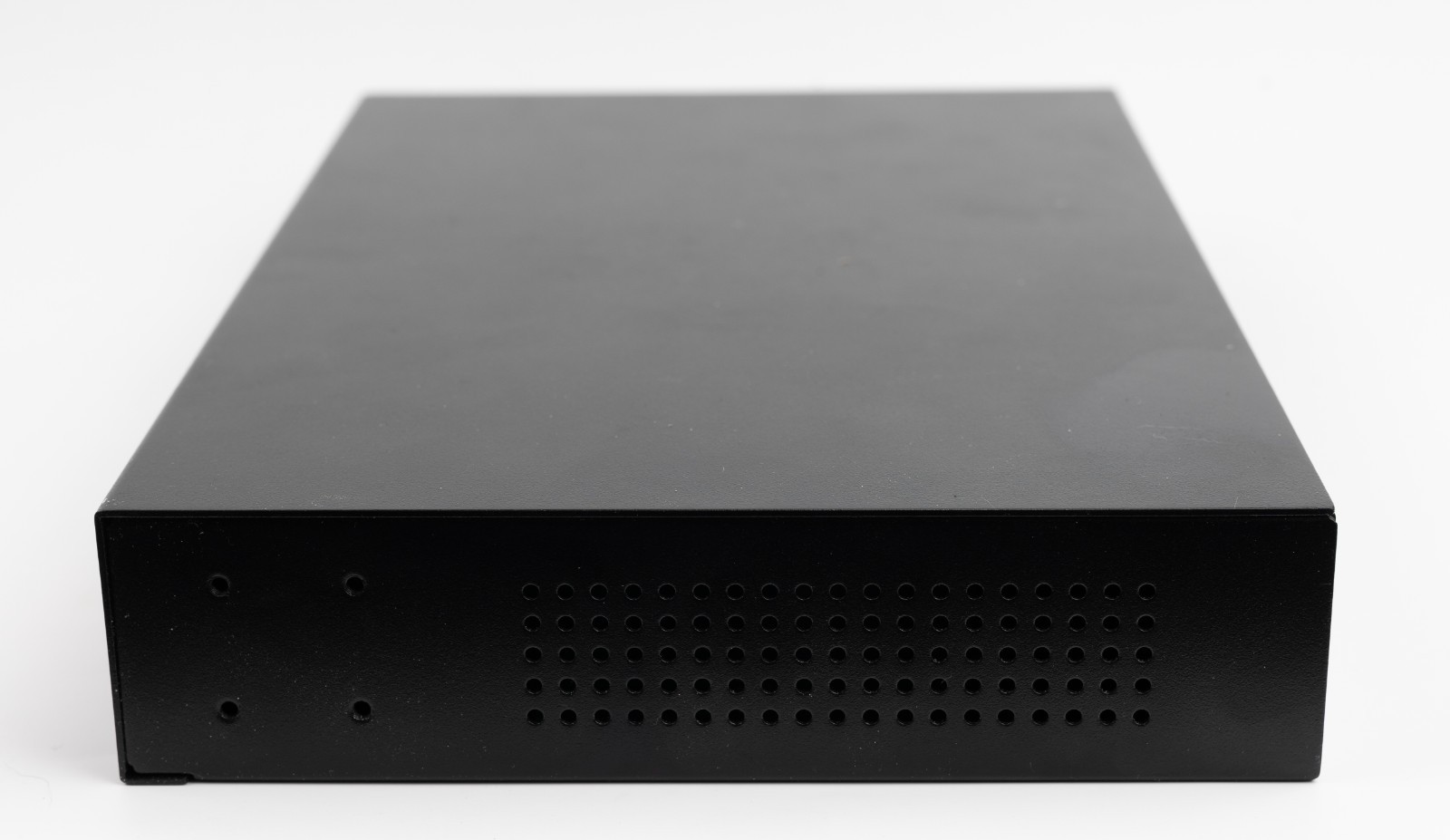 TRIPP-LITE (NG5POE) 5-Port 10/100/1000mbps Good working Condition
