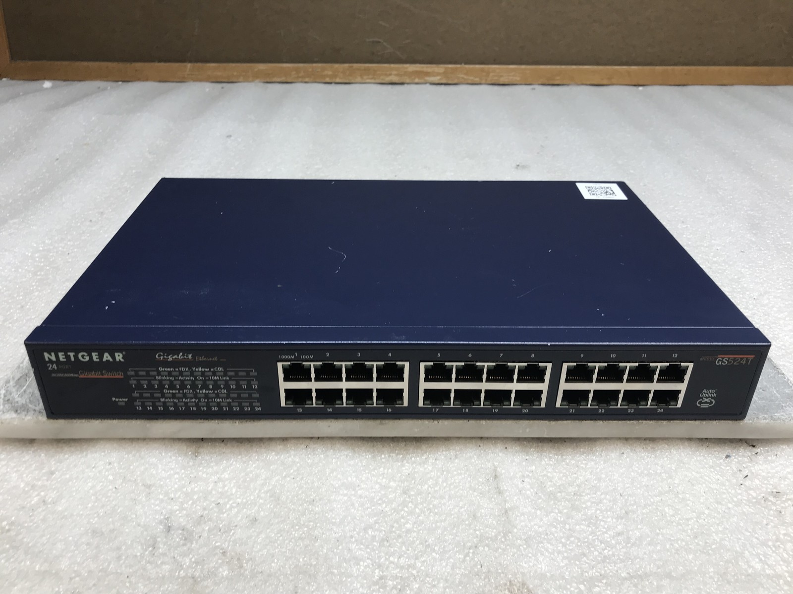 Netgear GS524T 24 Port Switch 10/100/1000 Mbps with PWR NO R