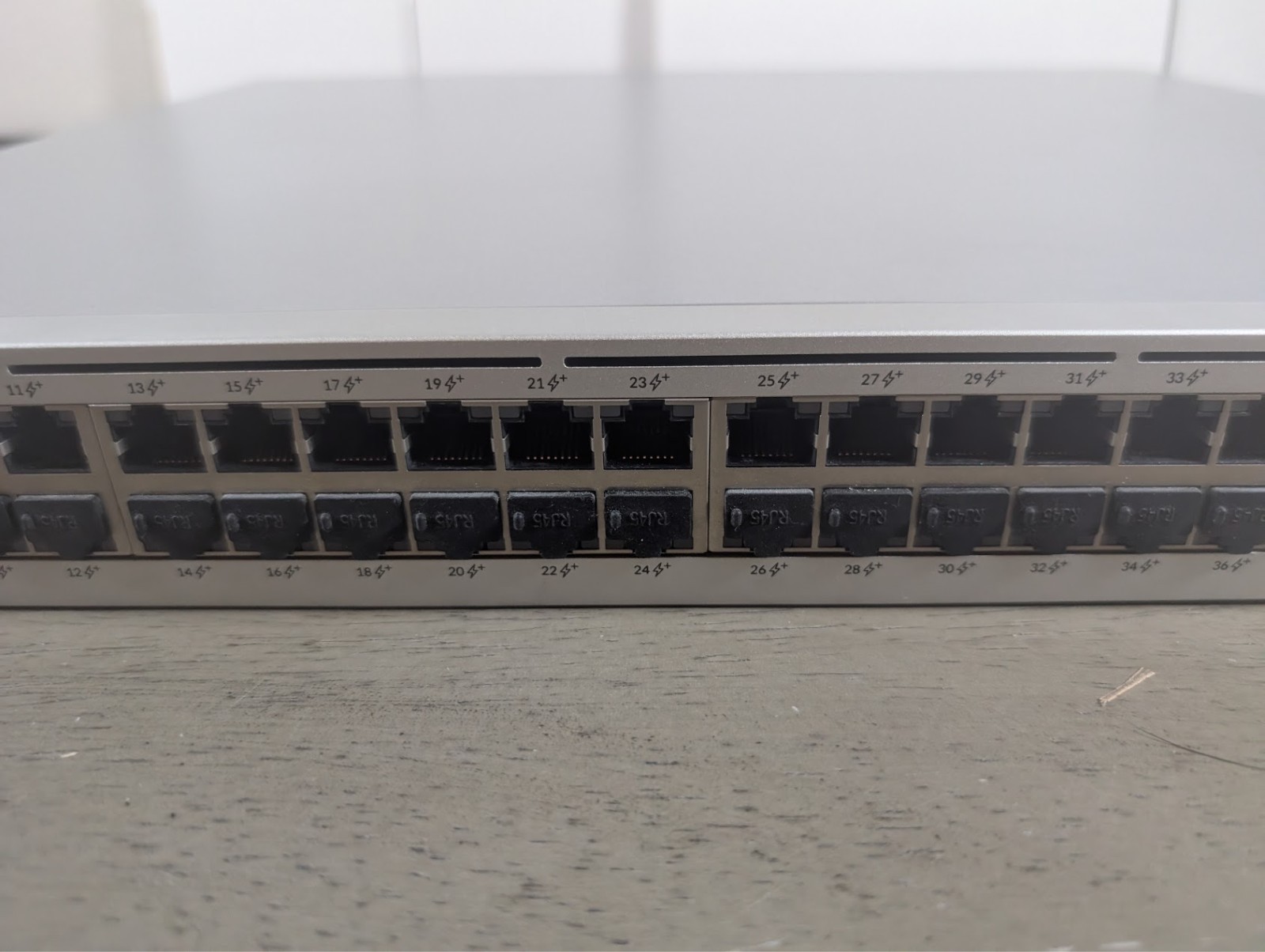 Ubiquiti UniFi USW-Pro-48-PoE Gen2 48-Port Managed Switch 600W PoE++ 4x SFP+