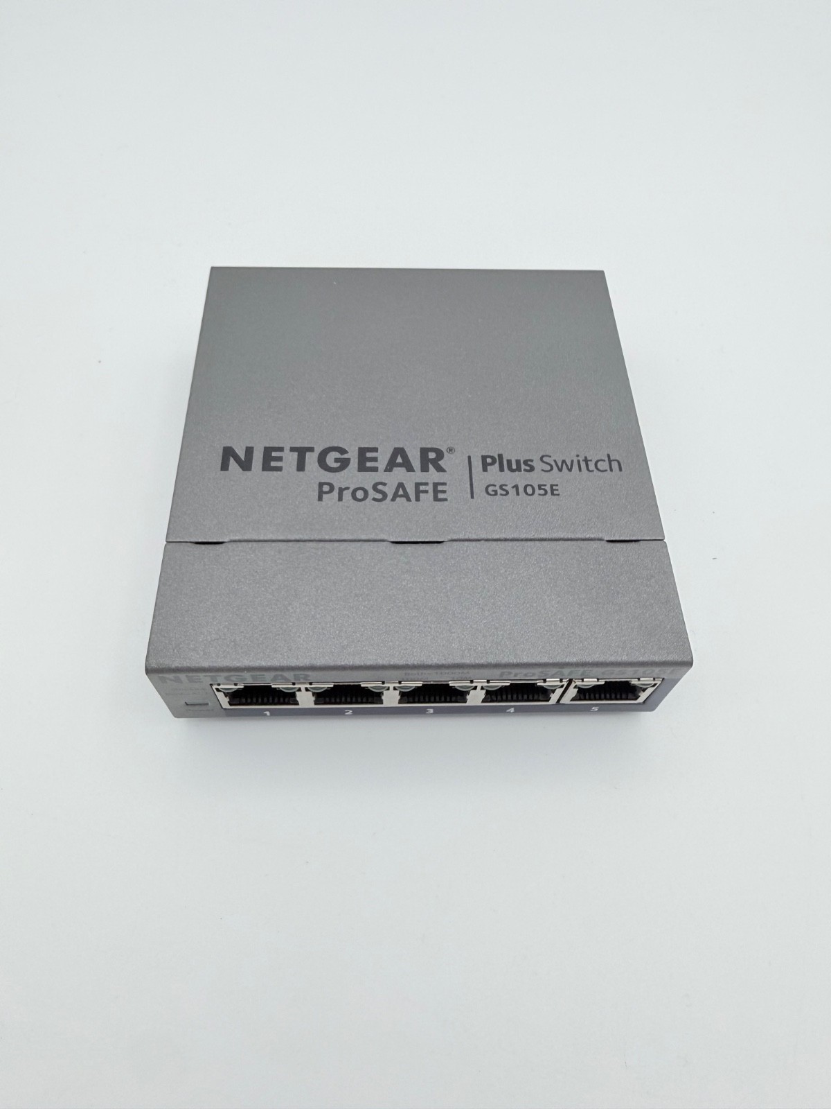 NetGear ProSafe Plus (GS105E-100NAS) 5-Ports External Ethernet Switch