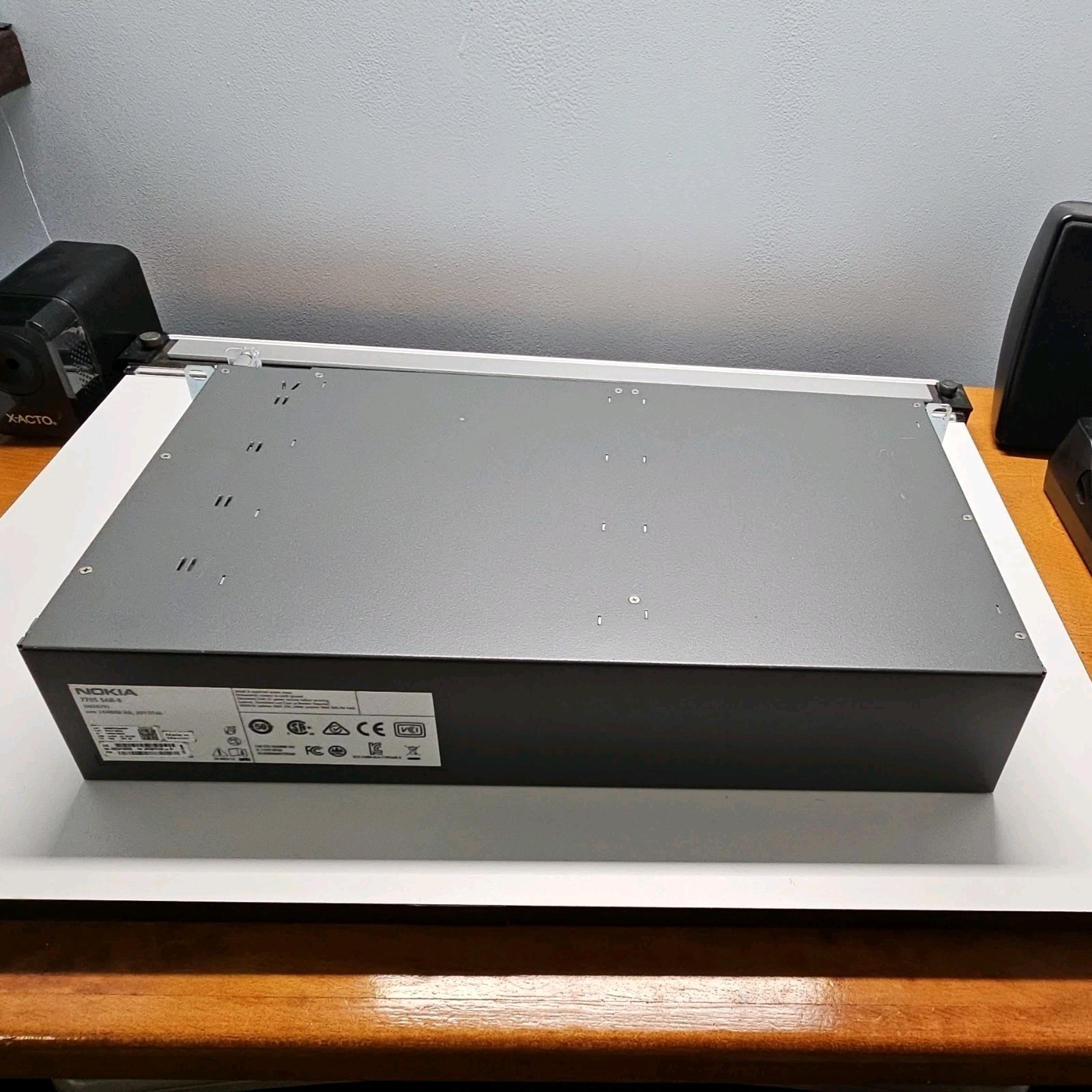 Nokia 7750 SR-a8 Rack-Mount Ethernet Switch Fully Managed L3 16-Port 2.5GbE