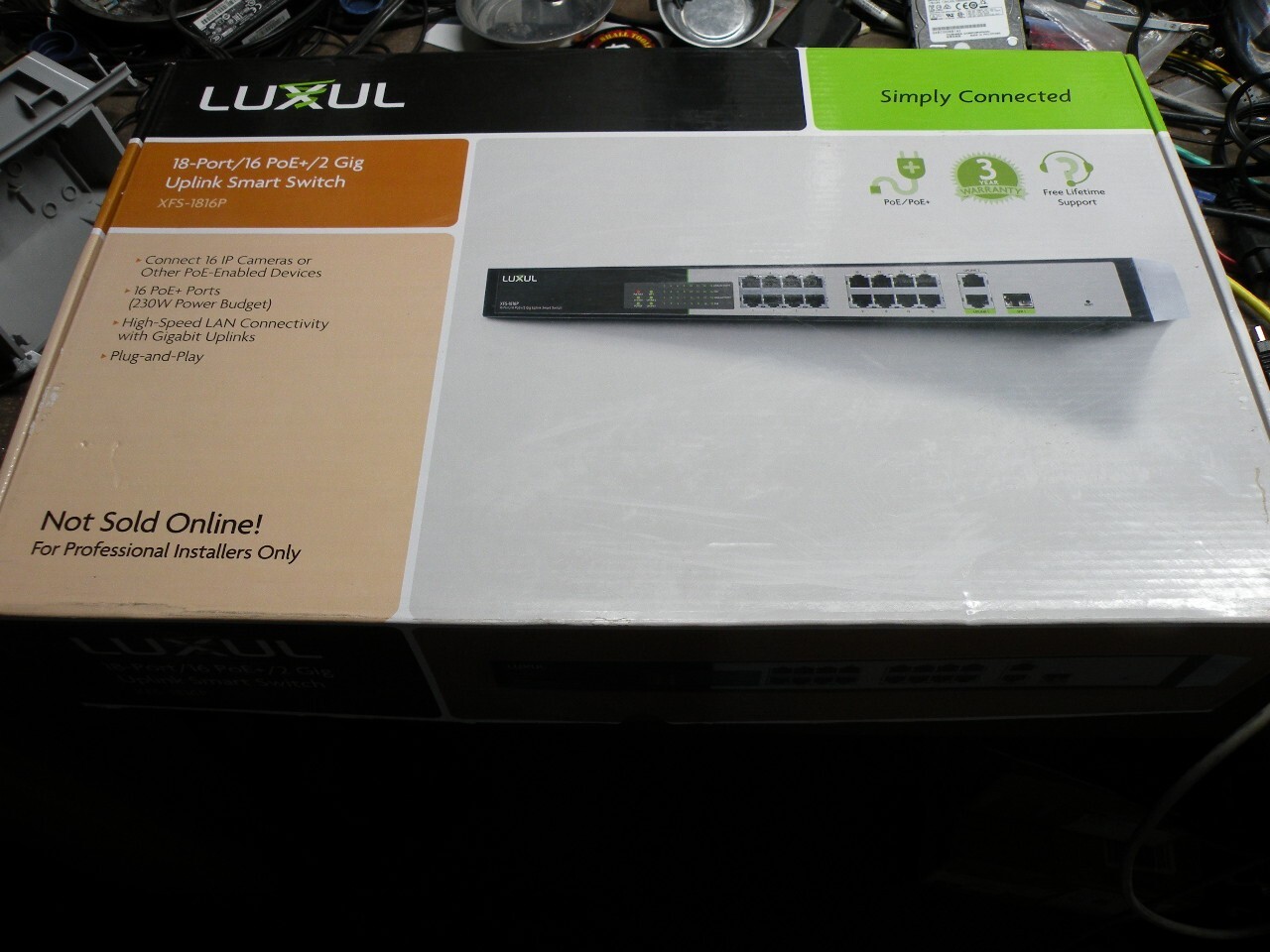 Luxul XFS-1816P, 18-Port Network Switch-2-Gig-16-ports of PoE+
