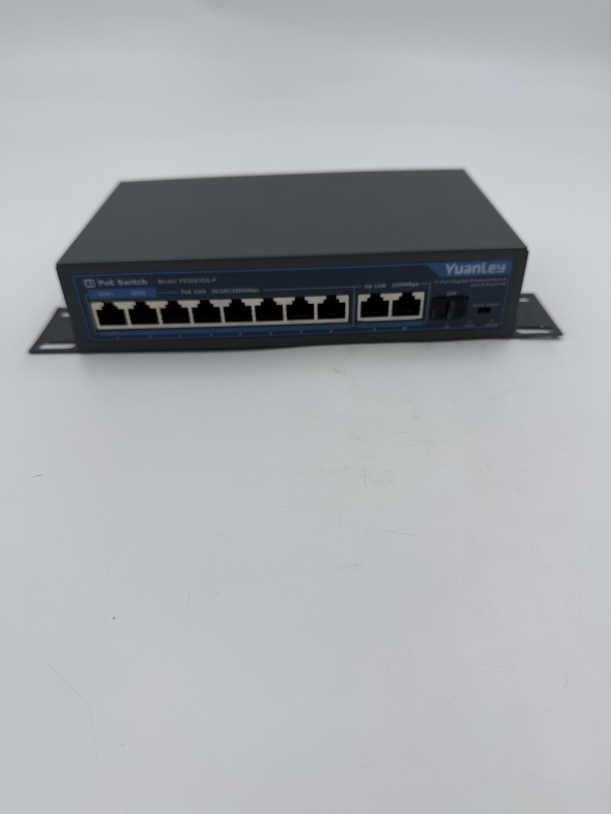 Yuanley 11-port Gigabit Ethernet Switch with 8-Port PoE