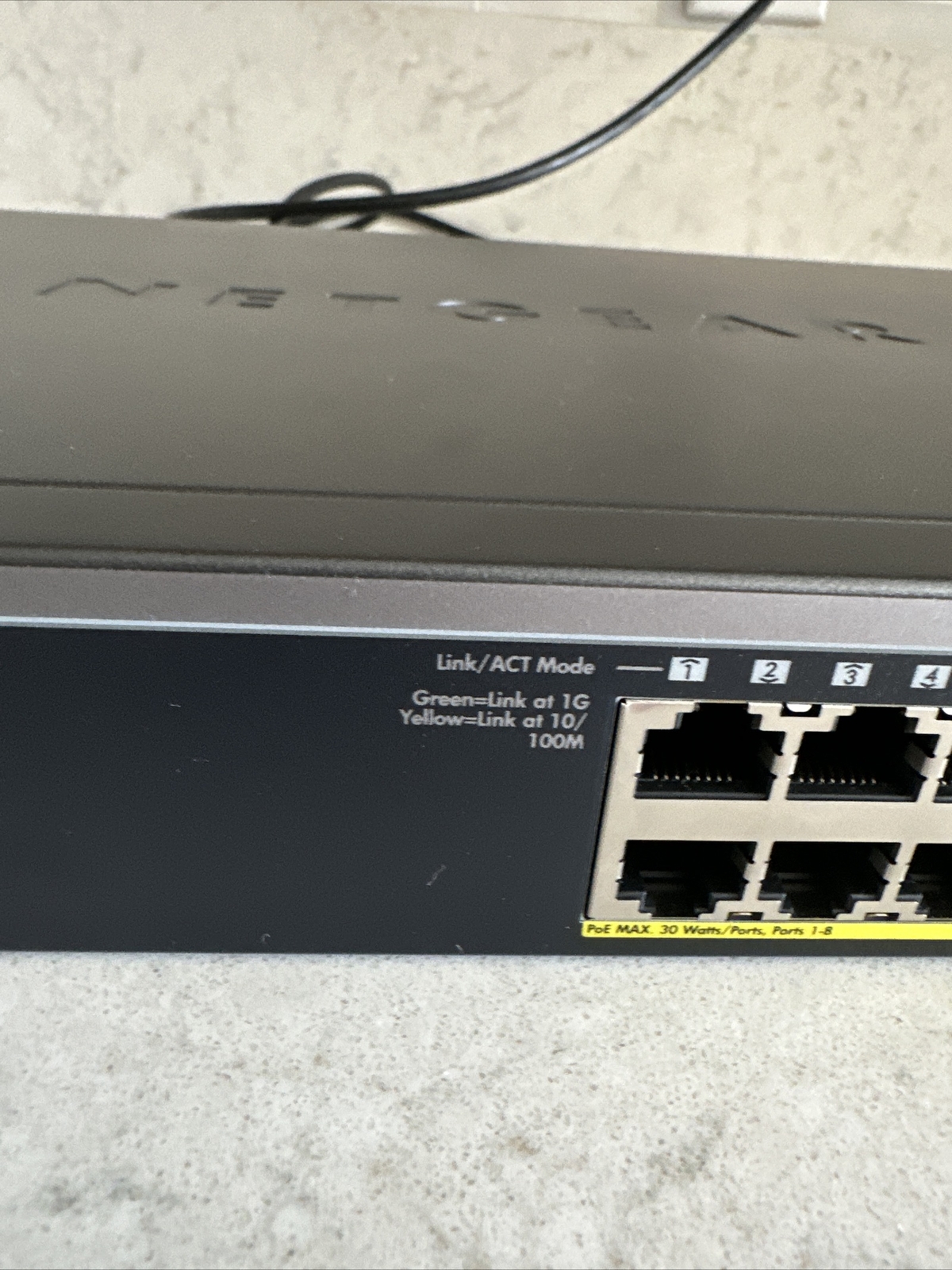 NetGear ProSafe GS728TP Smart Unmanaged Gigabit Network Switch