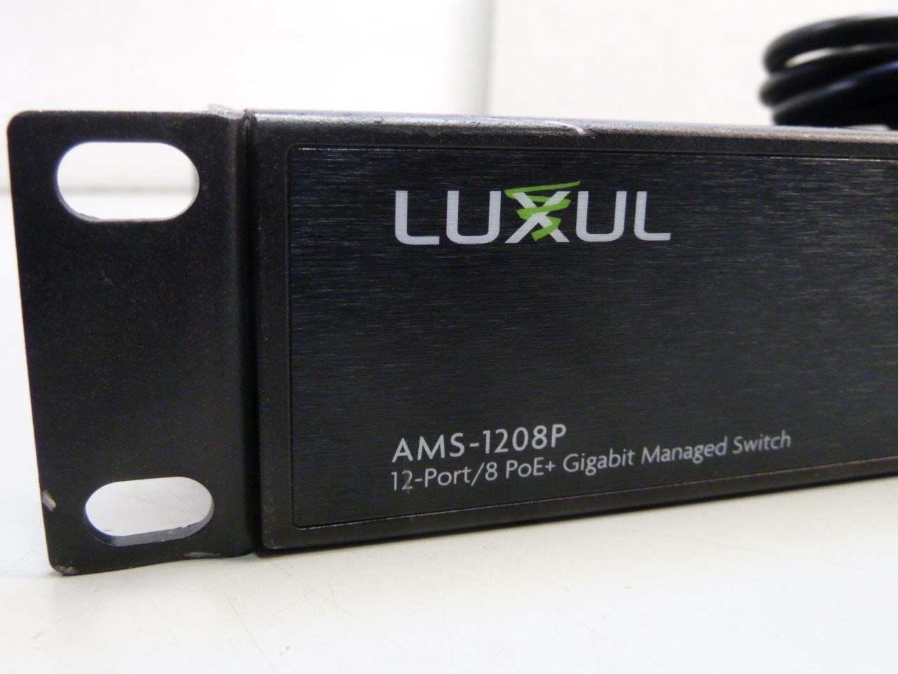 LUXUL AMS-1208P 12-Port / 8 PoE+ Gigabit Managed Switch w/ Power cord & mounts