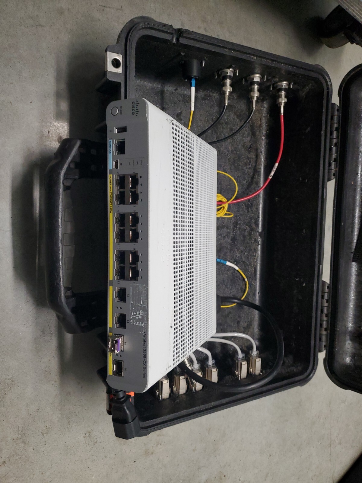 Cisco WS-C3560CX-12PC-S Catalyst 3560-CX 12 Port PoE w/ Genuine Pelican Case