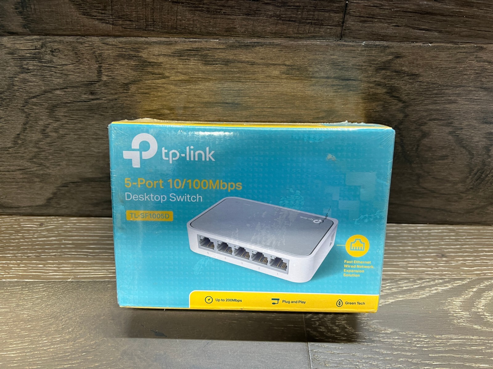 TP-Link TL-SF1005D 5-Port 10/100Mbps Fast Ethernet Desktop Switch