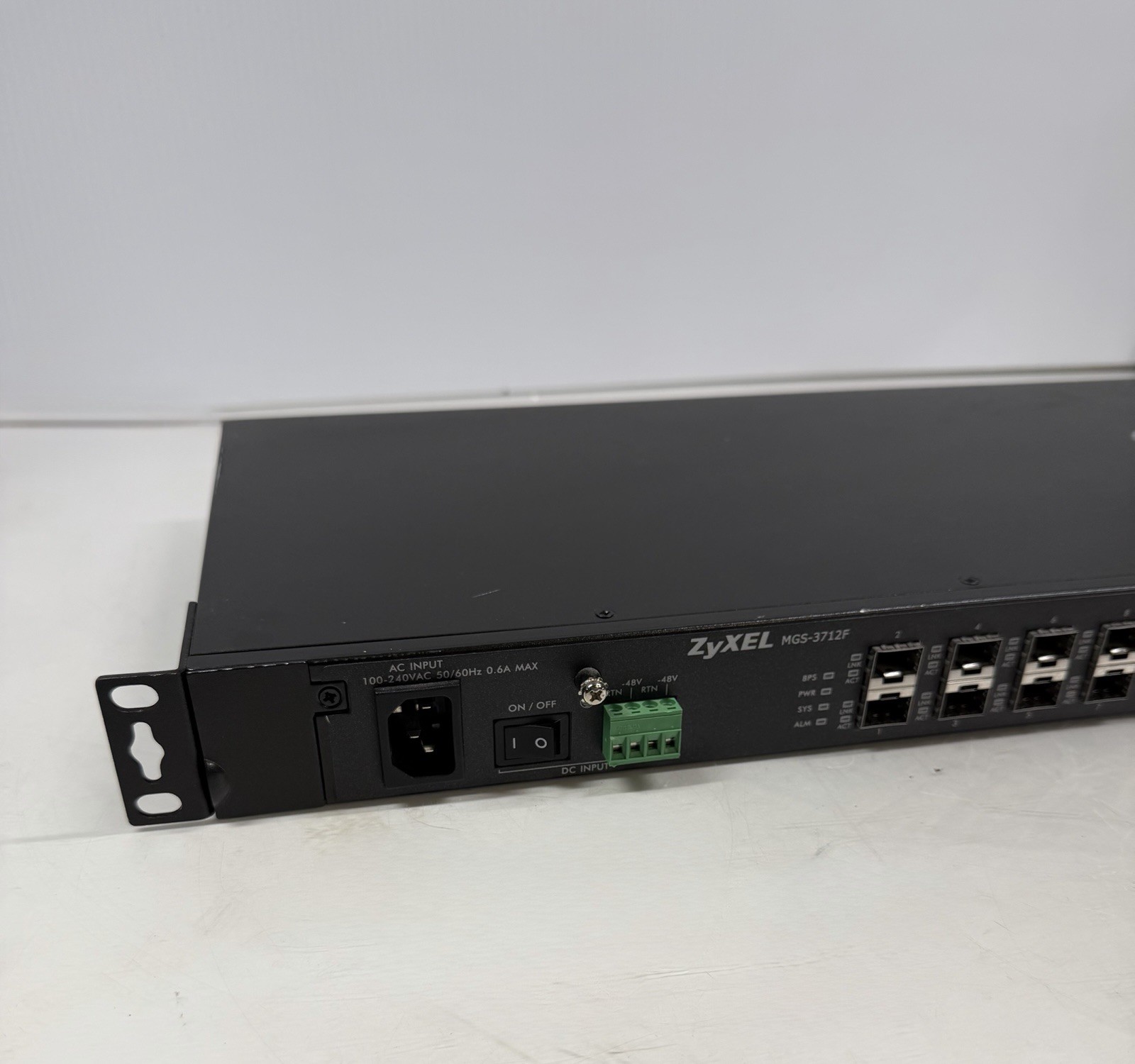 Zyxel MGS-3712F 8-port GbE L2 Switch, 4 GbE Uplink Ports