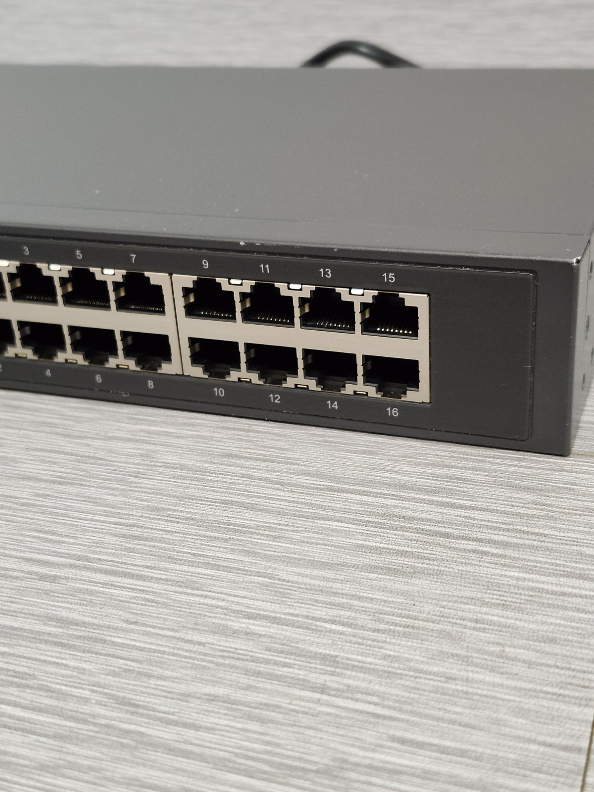 TP-Link TL-SG1016D 16-Port Gigabit Easy Switch