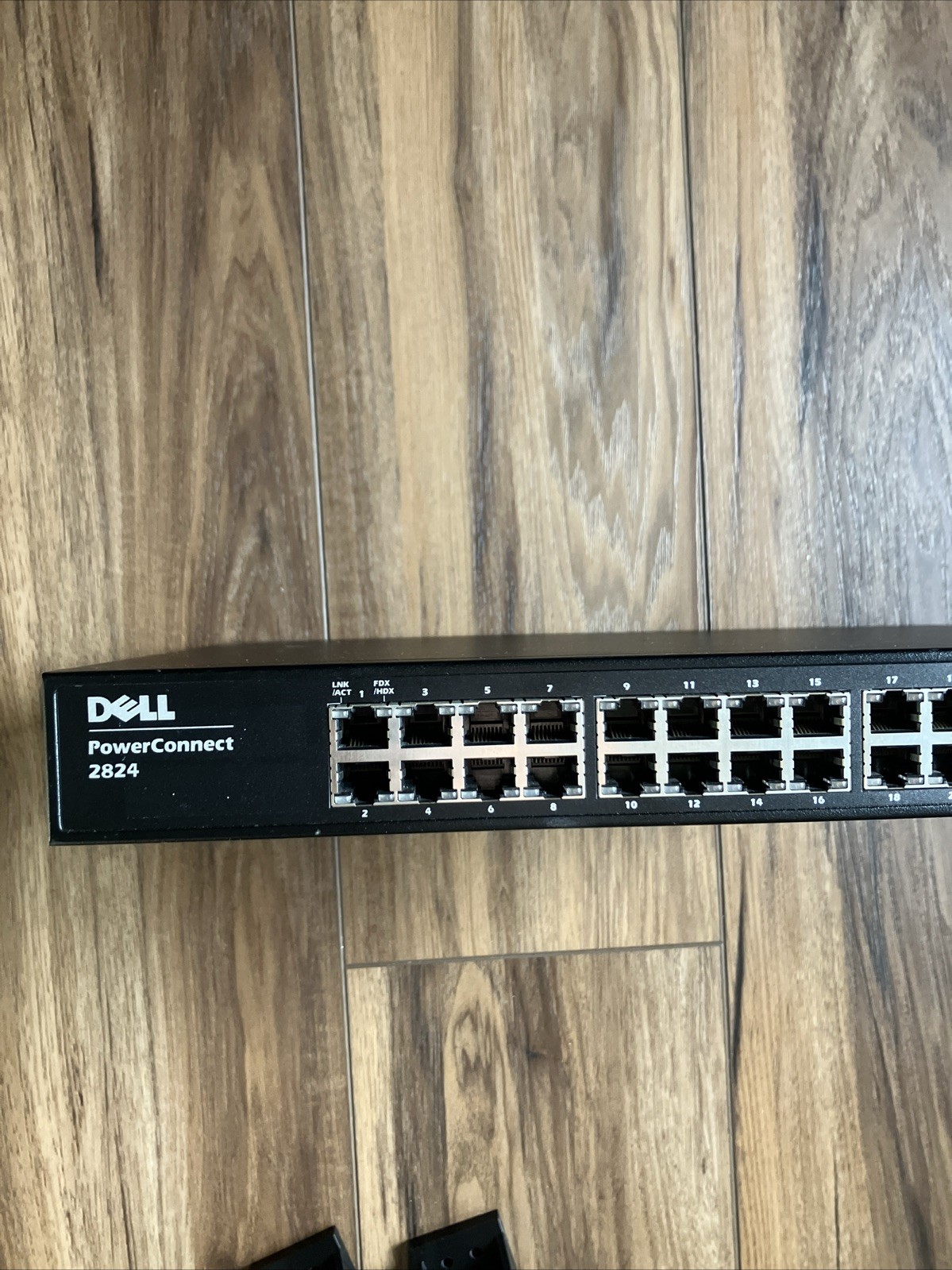 Dell Powerconnect 2824 24 Port Gigabit Ethernet Switch w/ Rack Ears Mount