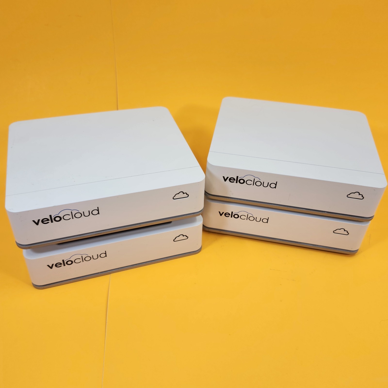 4 Velocloud VMware Edge 5X0 520 520-AC SD-WAN Network Appliances Cloud Gateway