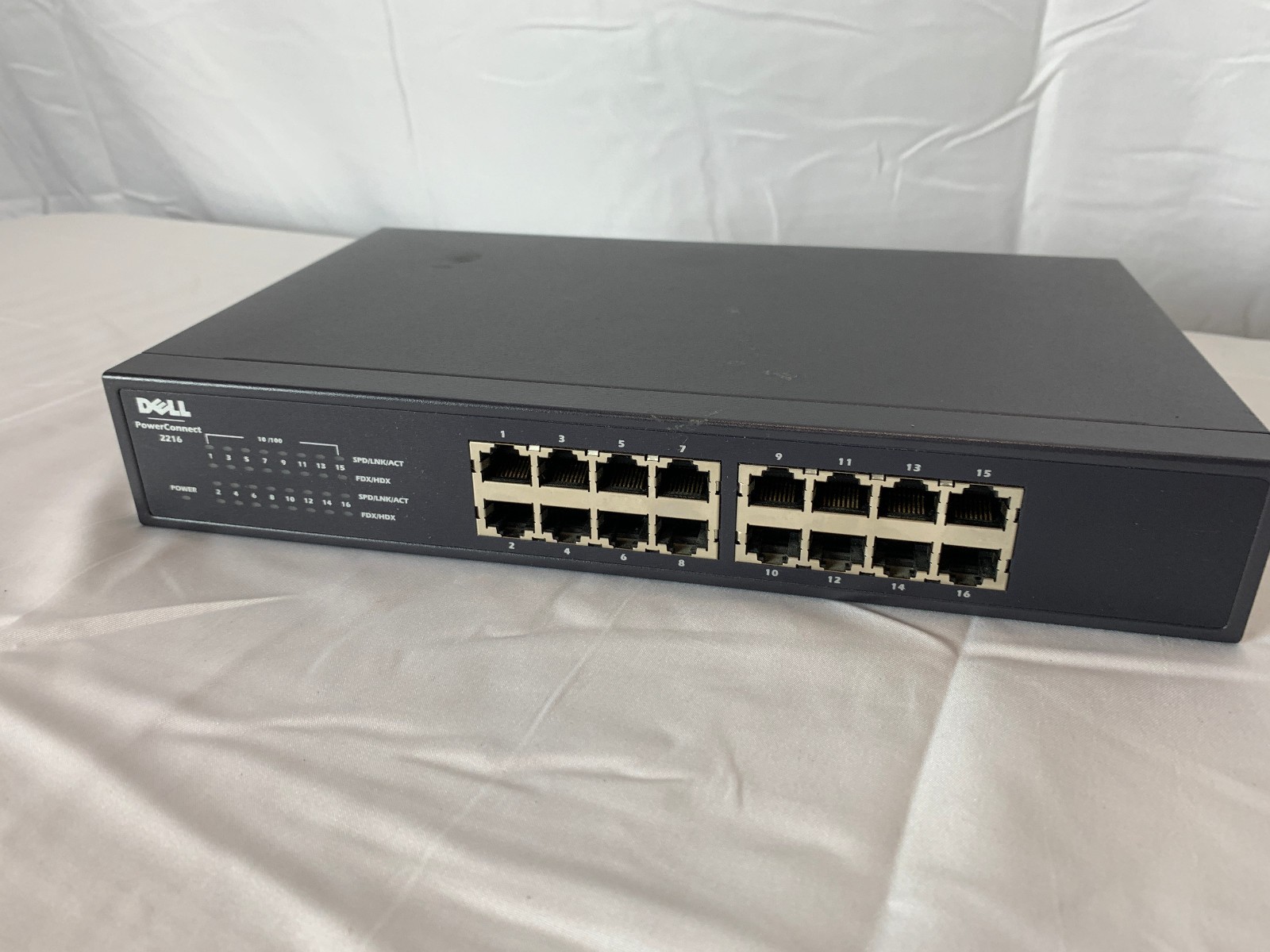 Dell PowerConnect 2216 16-Port Fast Ethernet Switch