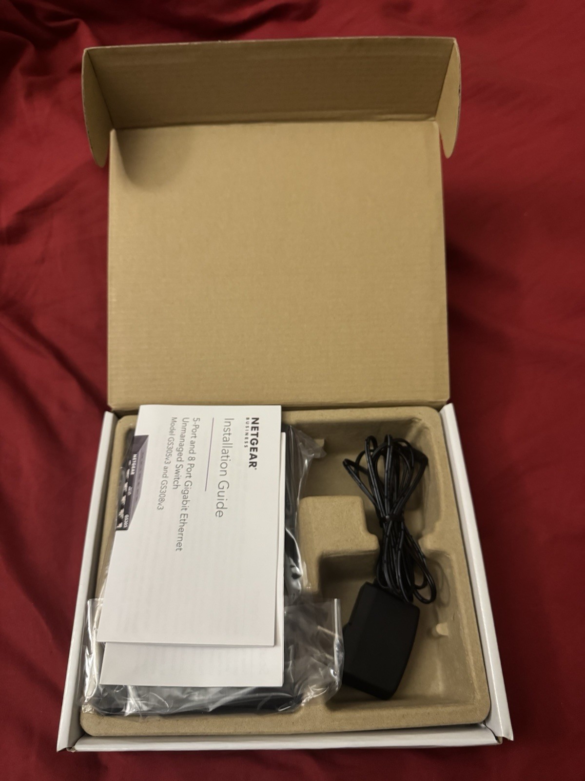 NETGEAR GS308 8-Port Gigabit Ethernet Unmanaged Wall-Mountable Switch
