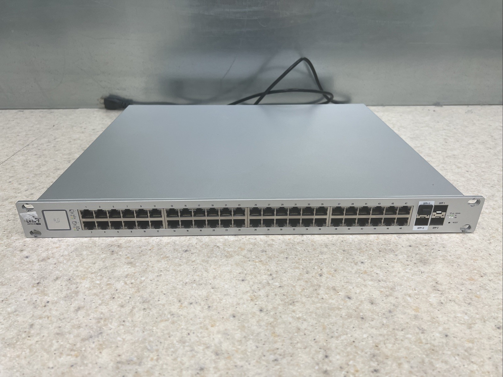 Ubiquiti UniFi US-48-750W 48-Port Gigabit PoE+ Managed Switch