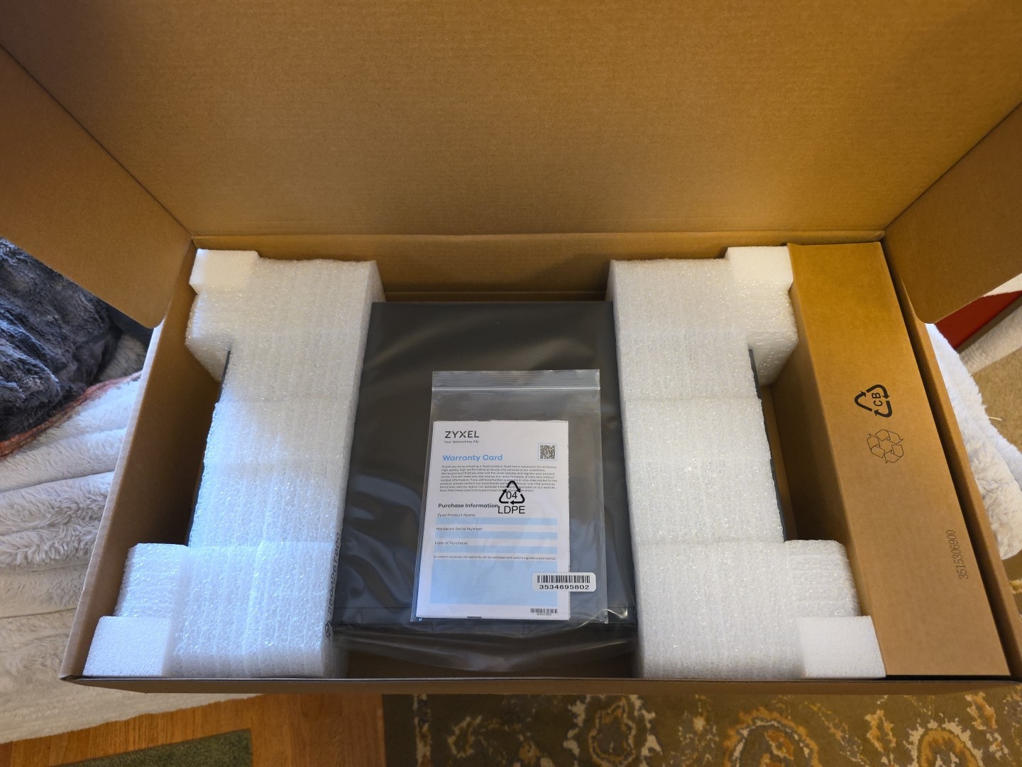 ZyXEL GS192024HPV2 Rack Mountable Ethernet POE Switch