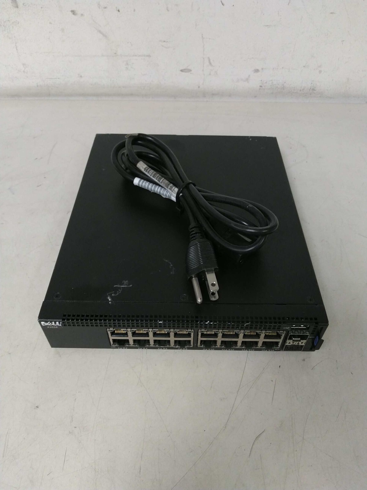 Dell X1018 16 Port Gig PoE 2 X SFP Managed Switch Tested Working W/Power Cable
