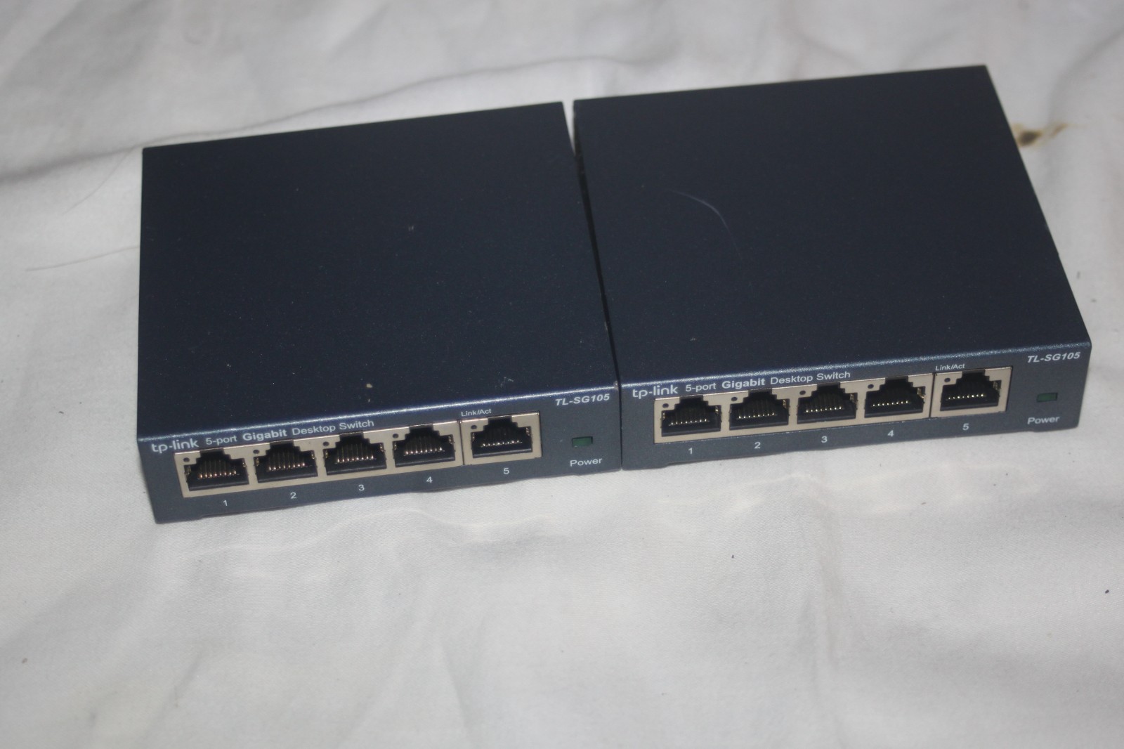 Lot of 2 TP-Link TL-SG105 5-Port Gigabit Easy Smart Switch (NO AC Adapter)