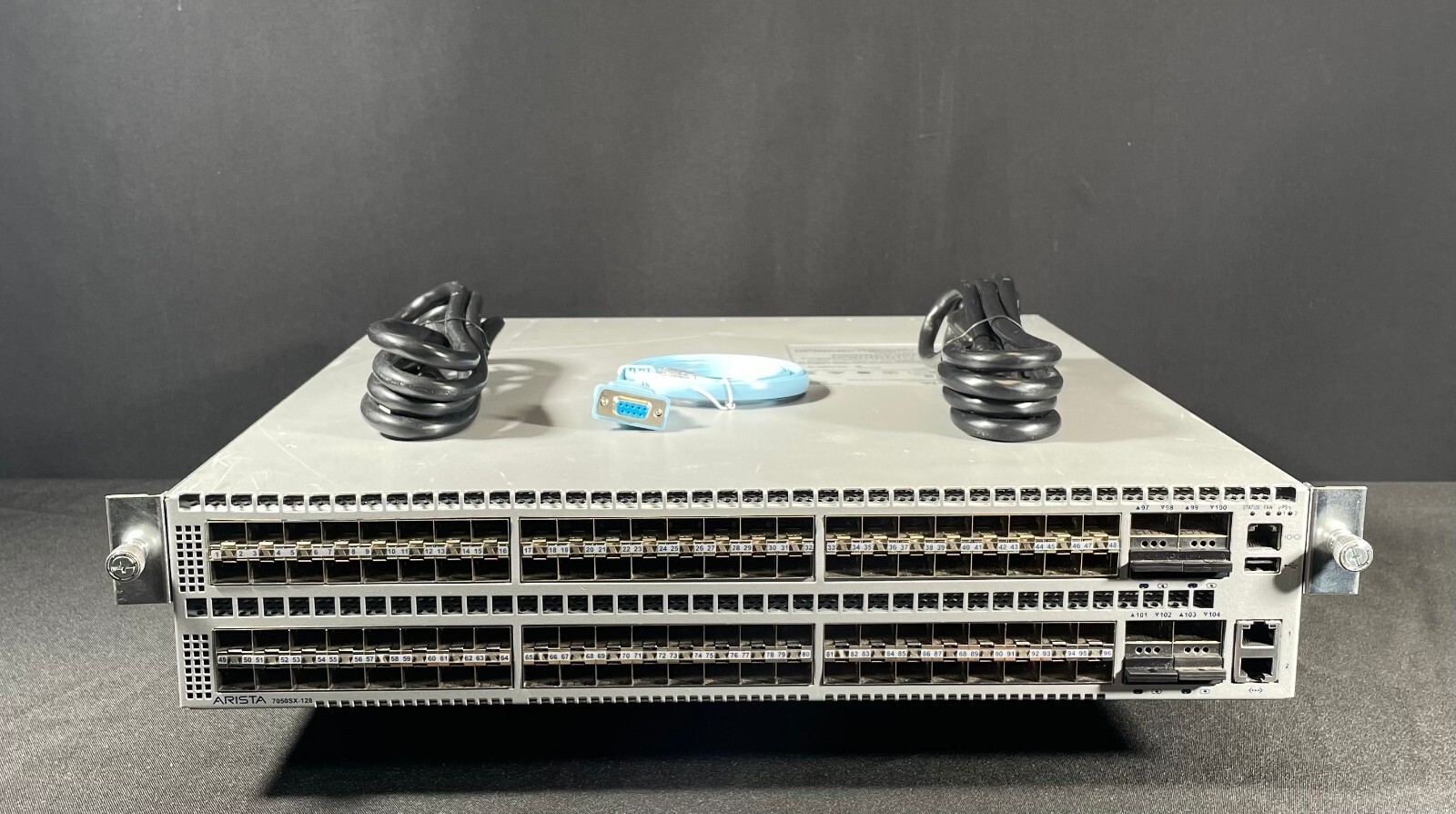 Arista DCS-7050SX-128-F 96x10GbE SFP+ 8x40GbE QSFP+ Managed Switch