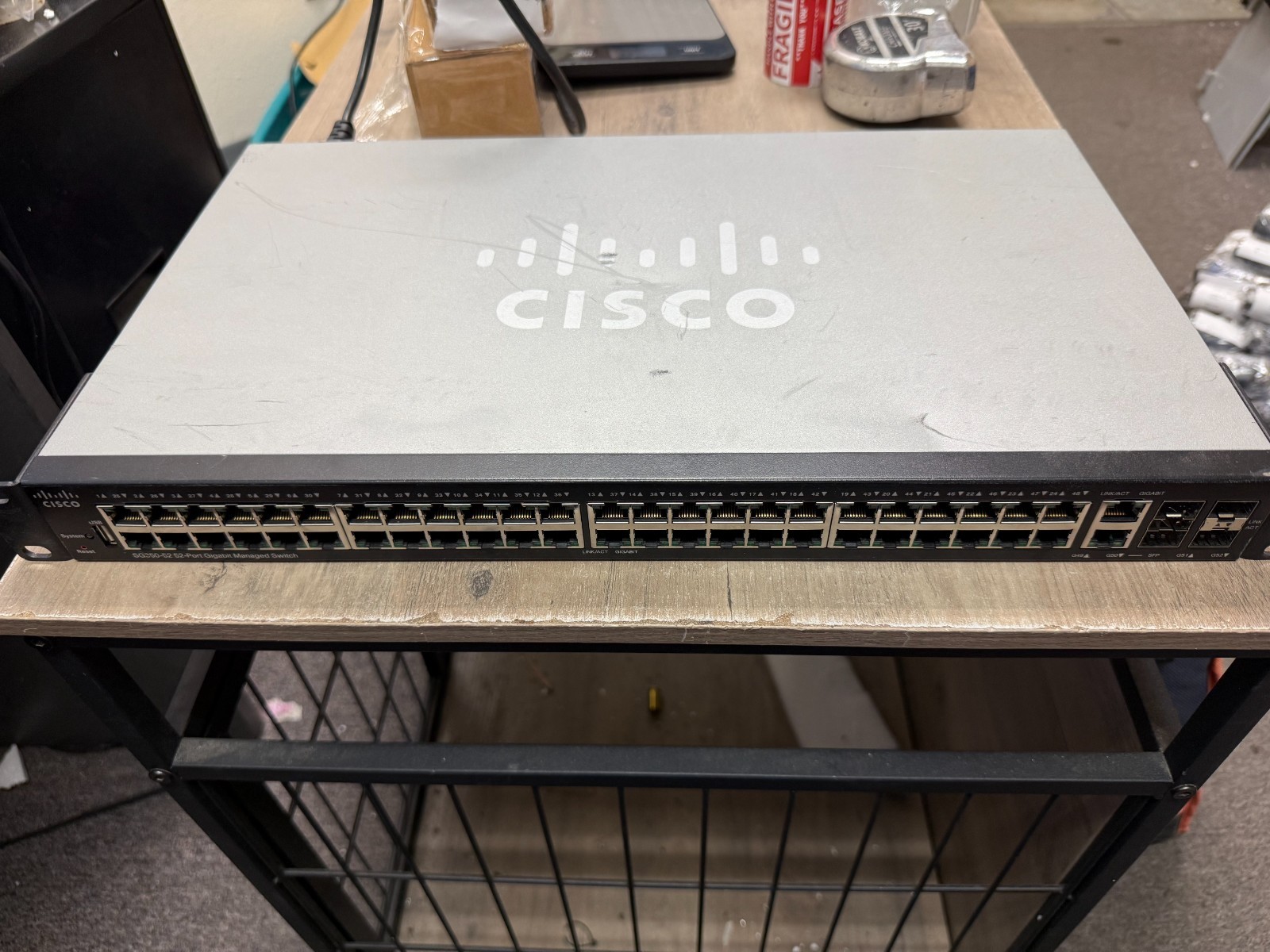 Cisco SG350-52-K9 52 Port Gigabit PoE Managed Ethernet Switch Mountable