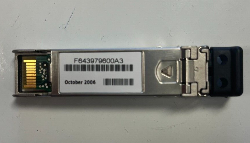 Cisco DS-SFP-FC4G-LW – 4 Gbps Fibre Channel Transceiver (10km reach) 10-2249-01