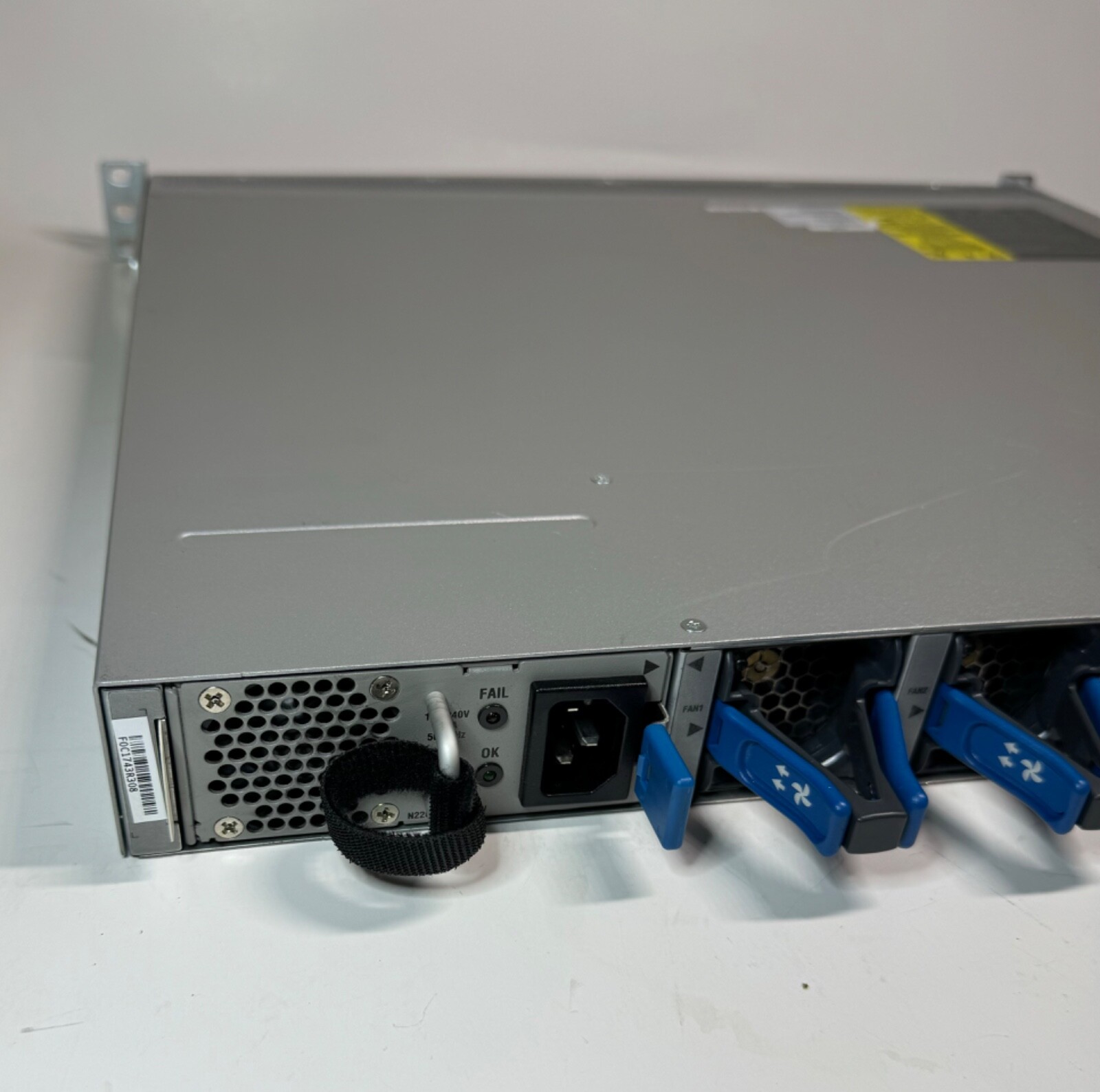 Cisco Nexus 3548P-10G N3K-C3548P-10G V02 48-Port SFP+ Switch w/ Dual Power