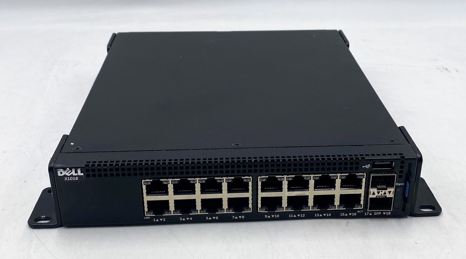 Dell X1018 M55G8 16-Port Gigabit Ethernet Switch