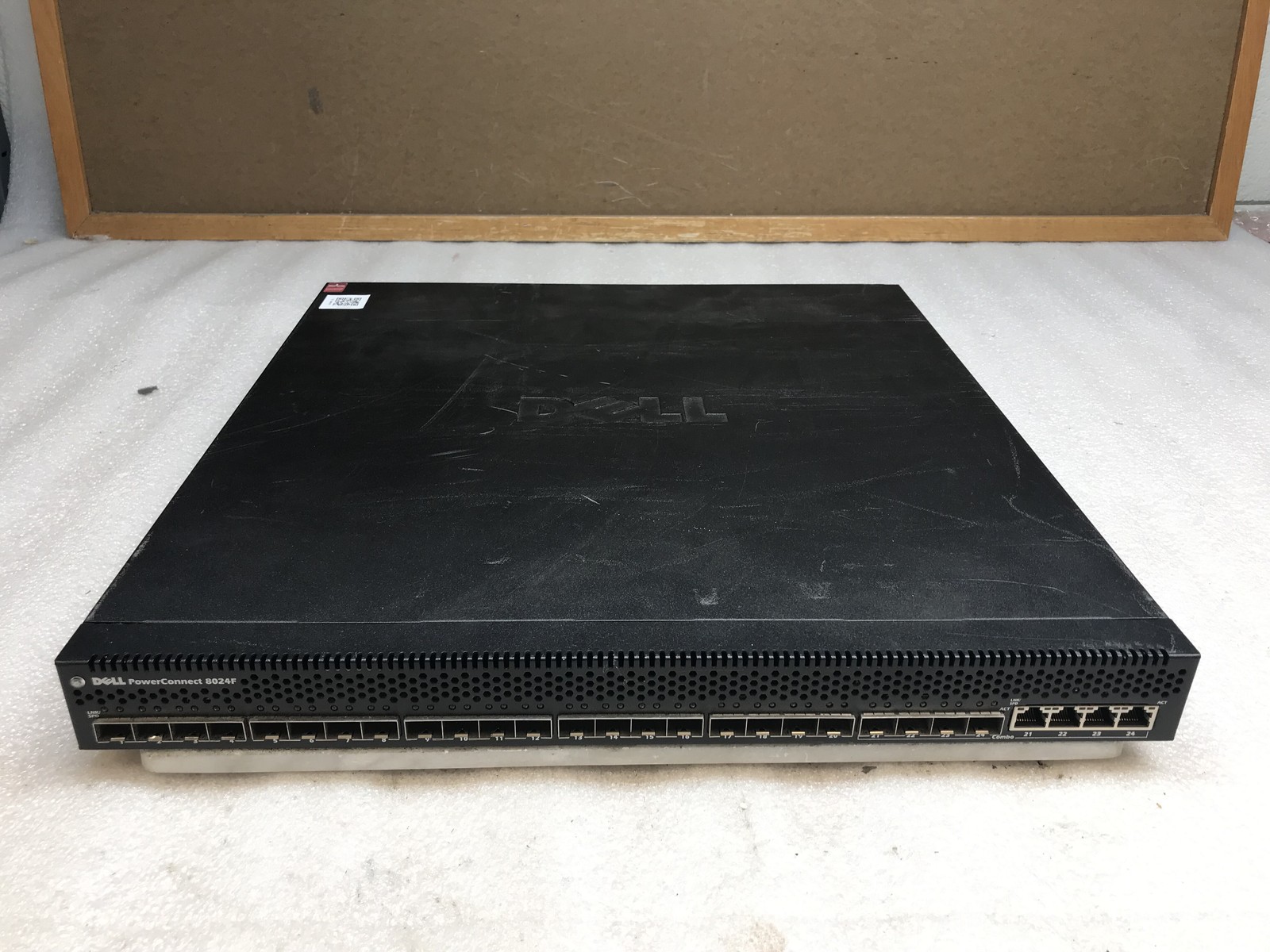 DELL PowerConnect 8024F 24 Port SFP+ 10 Gigabit Switch NO RACK EARS