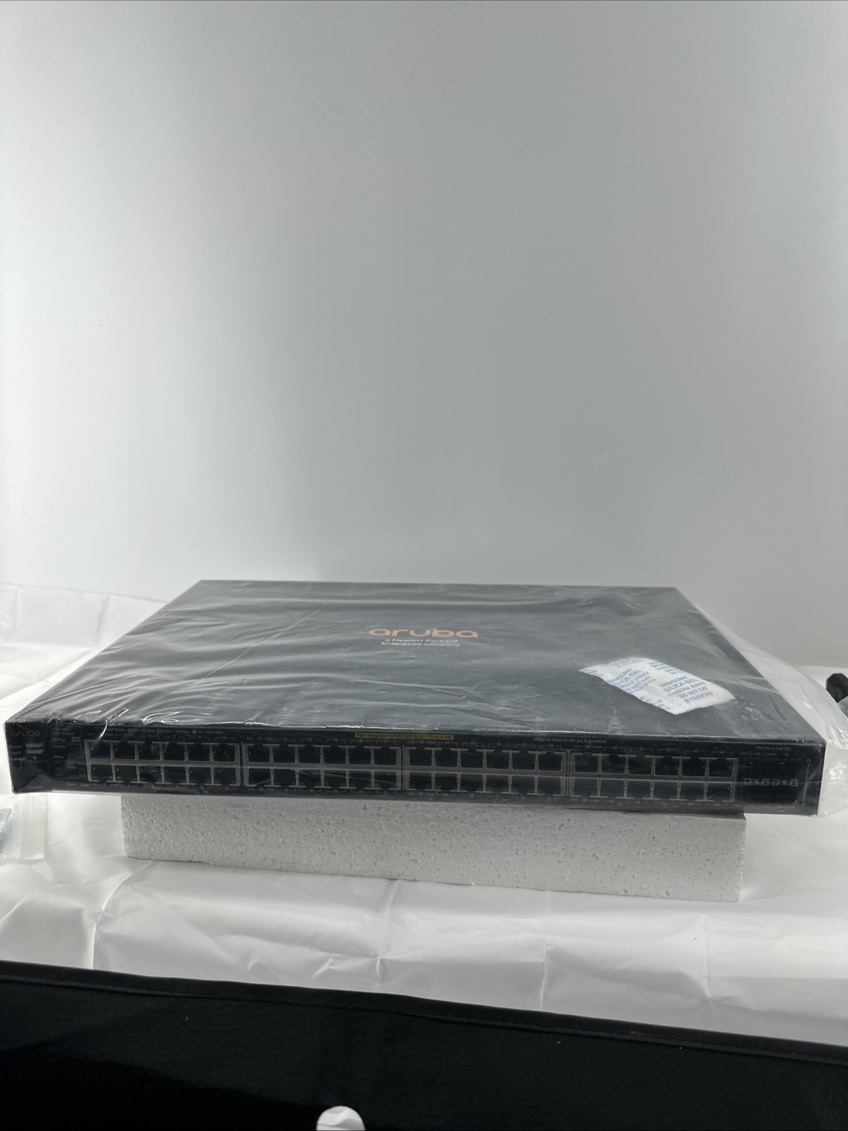 Aruba 2530 48G PoE+ Ethernet Switch J9772A