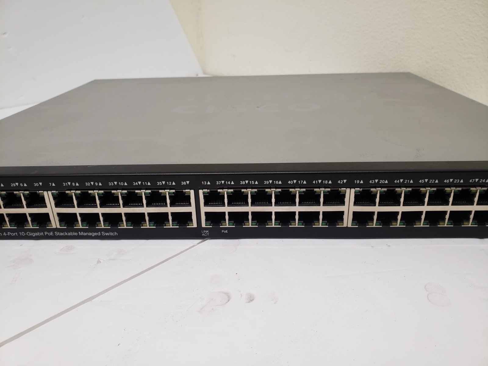 Cisco SG500X-48 48-Port Gigabit With 4-port 10-Gb PoE Stackable Managed Switch