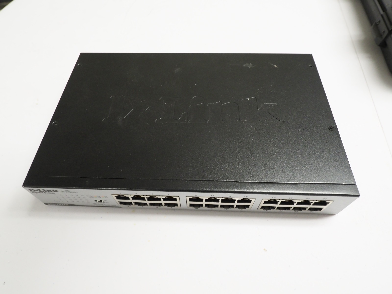 D-Link DGS (DGS-1024D) 24-Ports External Switch