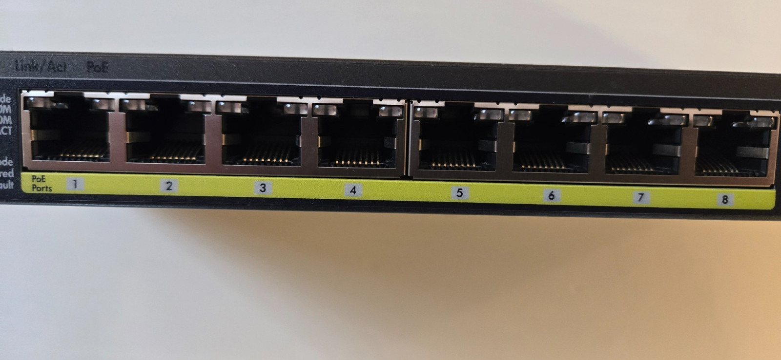 NETGEAR ProSafe GS110TP V2 8 Ports Wall-Mountable Gigabit Ethernet Switch