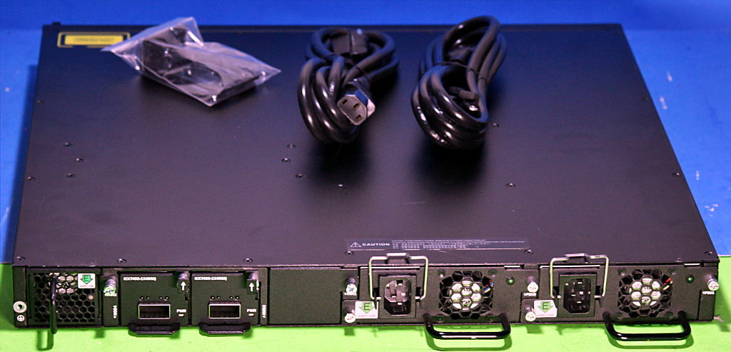 ICX7450-32ZP-E Brocade ICX 7540 24x GbE 8x 2.5 GbE w/ ICX7400-4X10GF 2x 1X40GQ