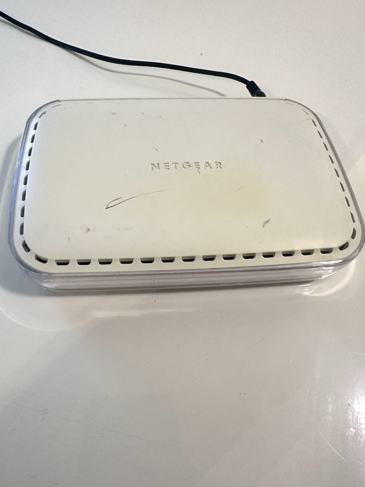 NETGEAR GS608 V3 – 8 Port Gigabit (10/100/1000 Mbps) Ethernet Switch w/Adapter